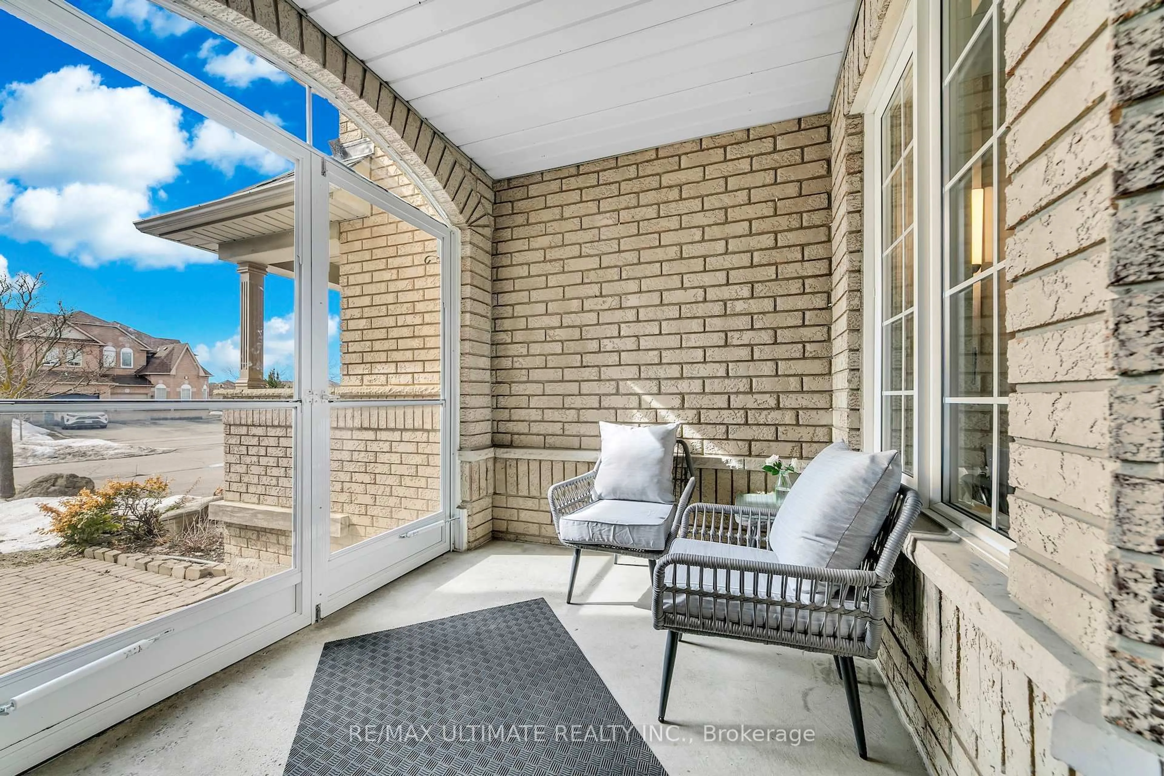 Unknown for 8 Kinney Gate, Vaughan Ontario L6A 2S3