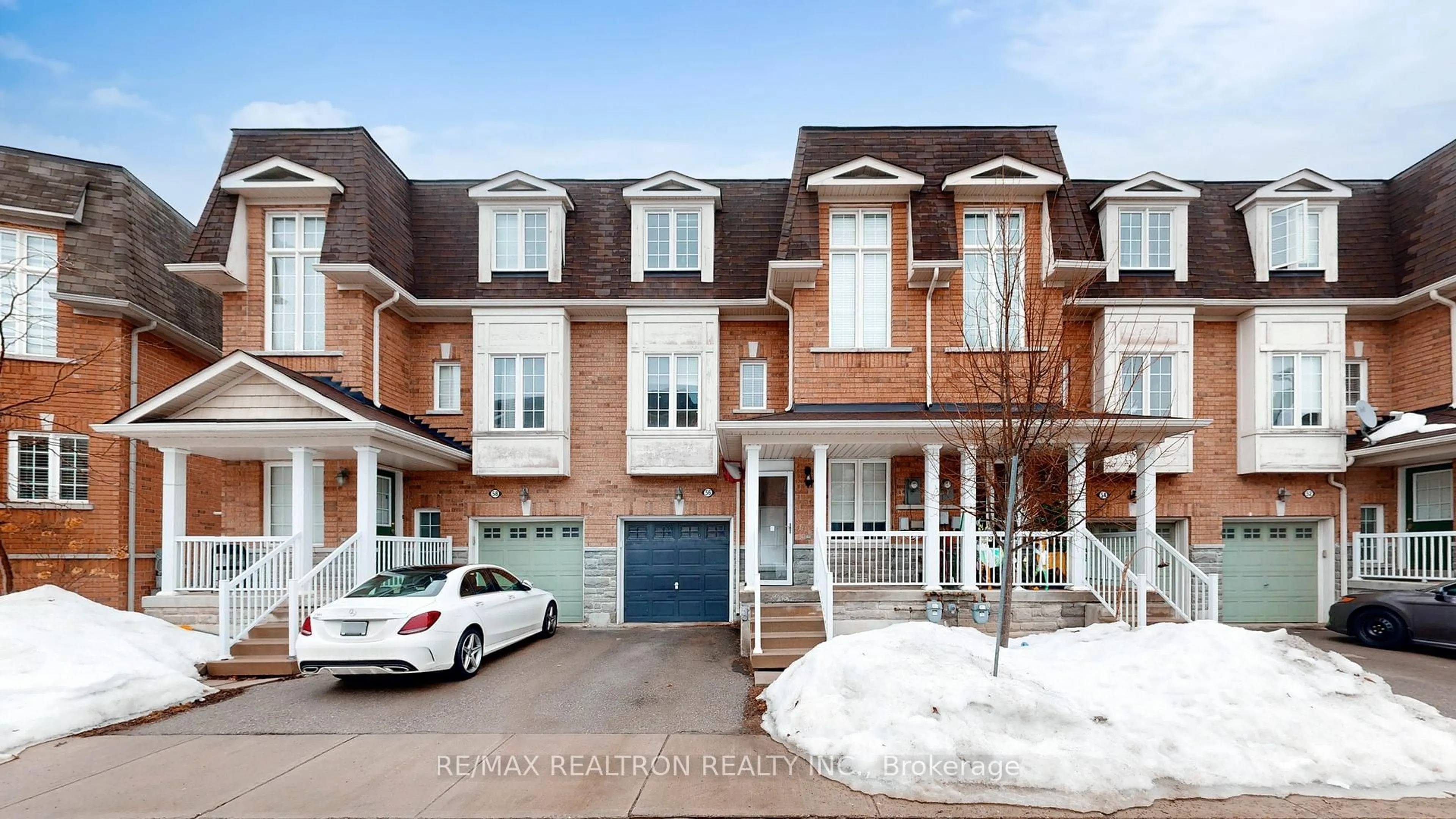 Home with brick exterior material, street for 15 Old Colony Rd #56, Richmond Hill Ontario L4E 4L5
