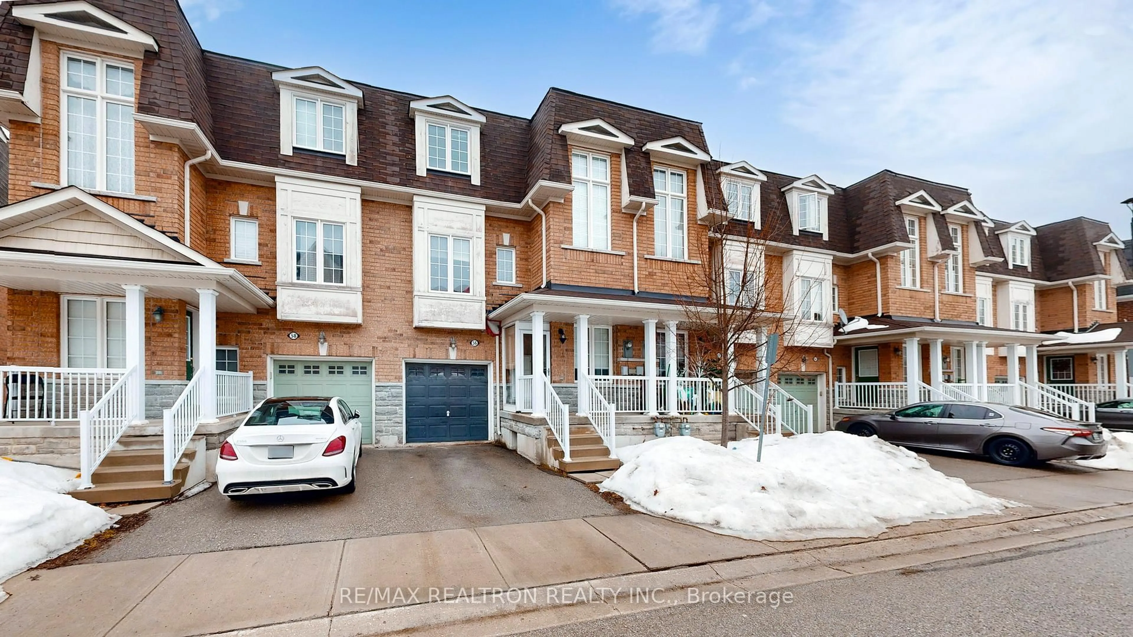 Home with brick exterior material, street for 15 Old Colony Rd #56, Richmond Hill Ontario L4E 4L5