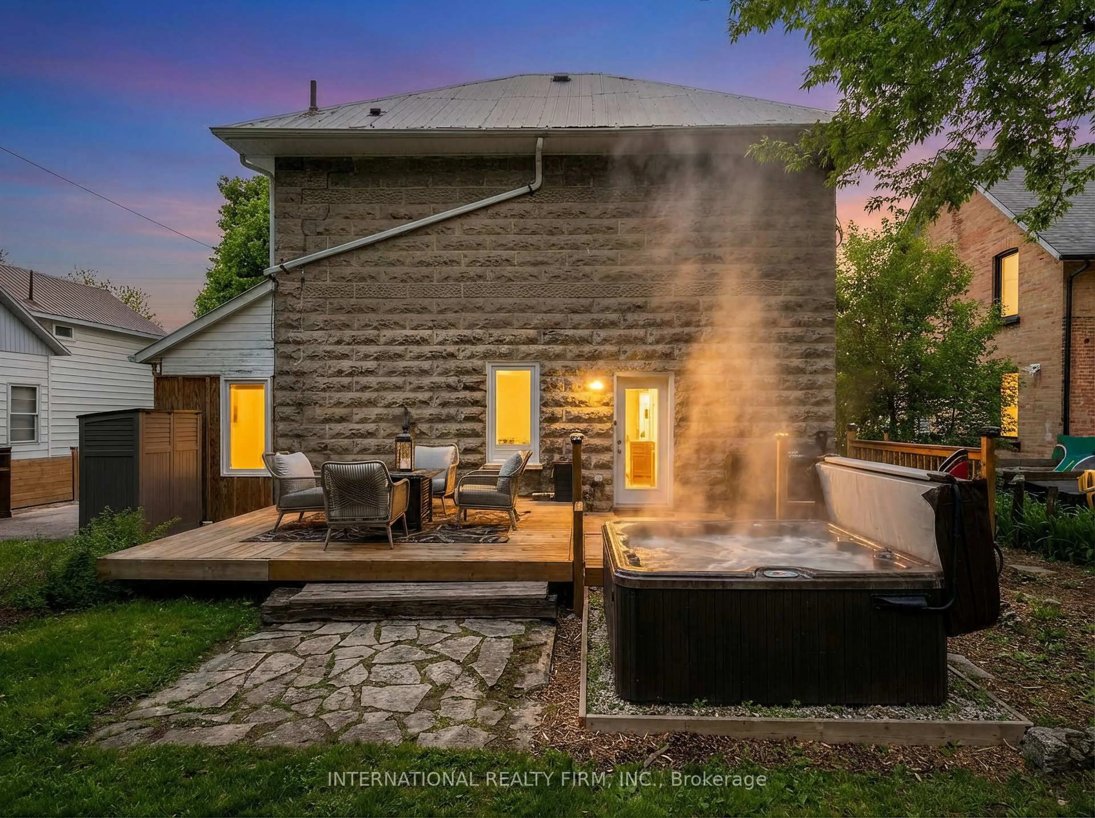 Patio, street for 8061 Main St, Adjala-Tosorontio Ontario L0M 1J0