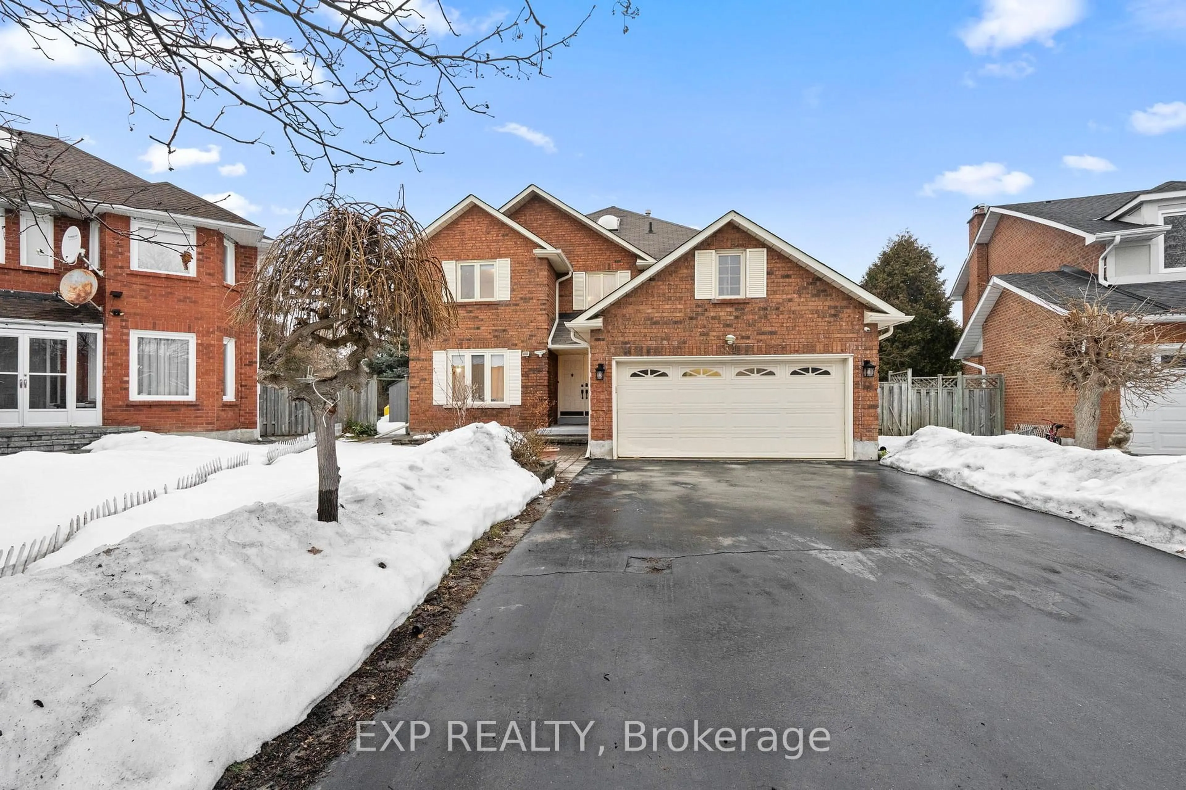 Home with brick exterior material, street for 54 Holbrook Crt, Markham Ontario L3R 7P8
