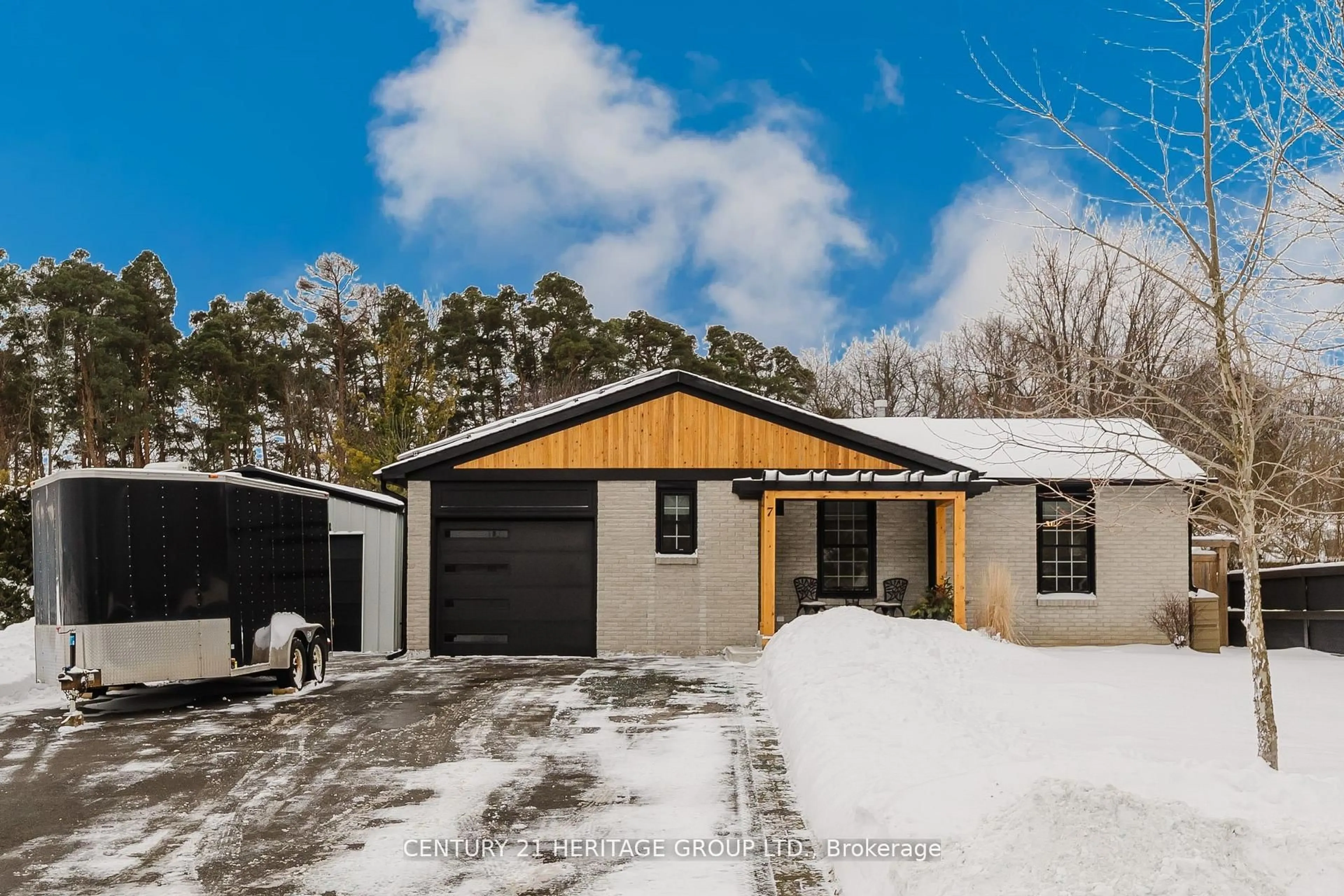 Unknown for 7 Crawford Circ, New Tecumseth Ontario L0G 1A0