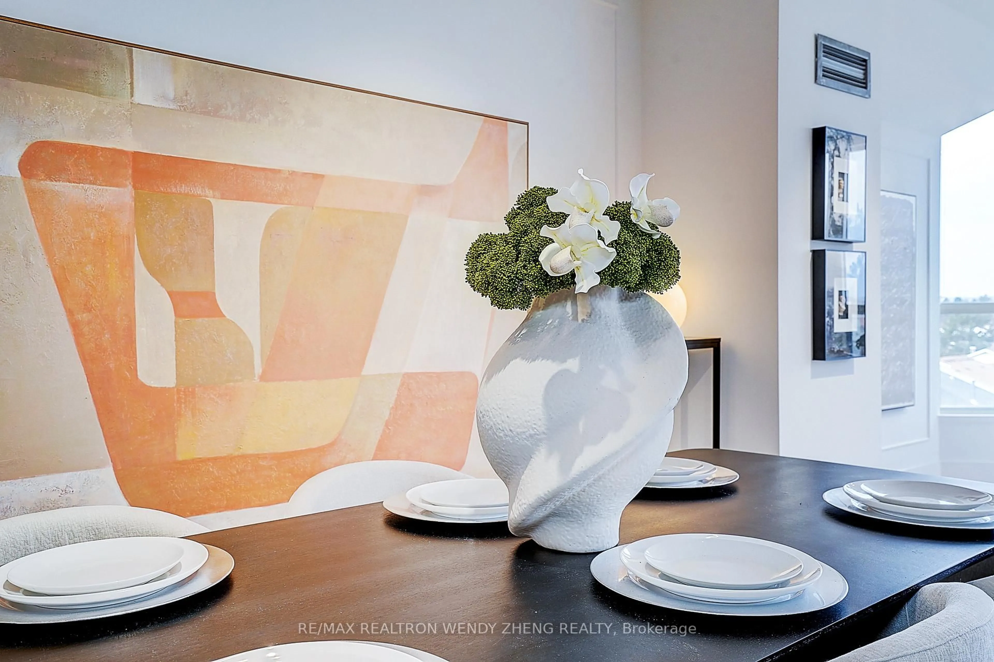 Dining room, unknown for 1 Clark Ave #608, Vaughan Ontario L4J 7Y6