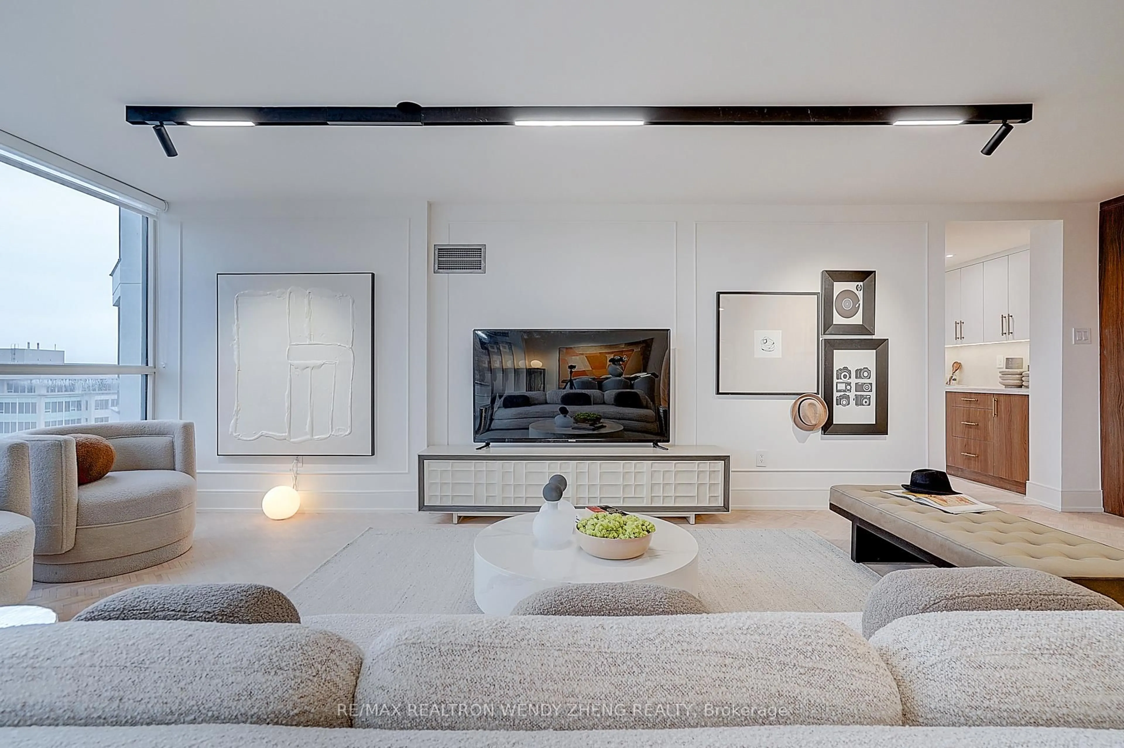 Home theater for 1 Clark Ave #608, Vaughan Ontario L4J 7Y6