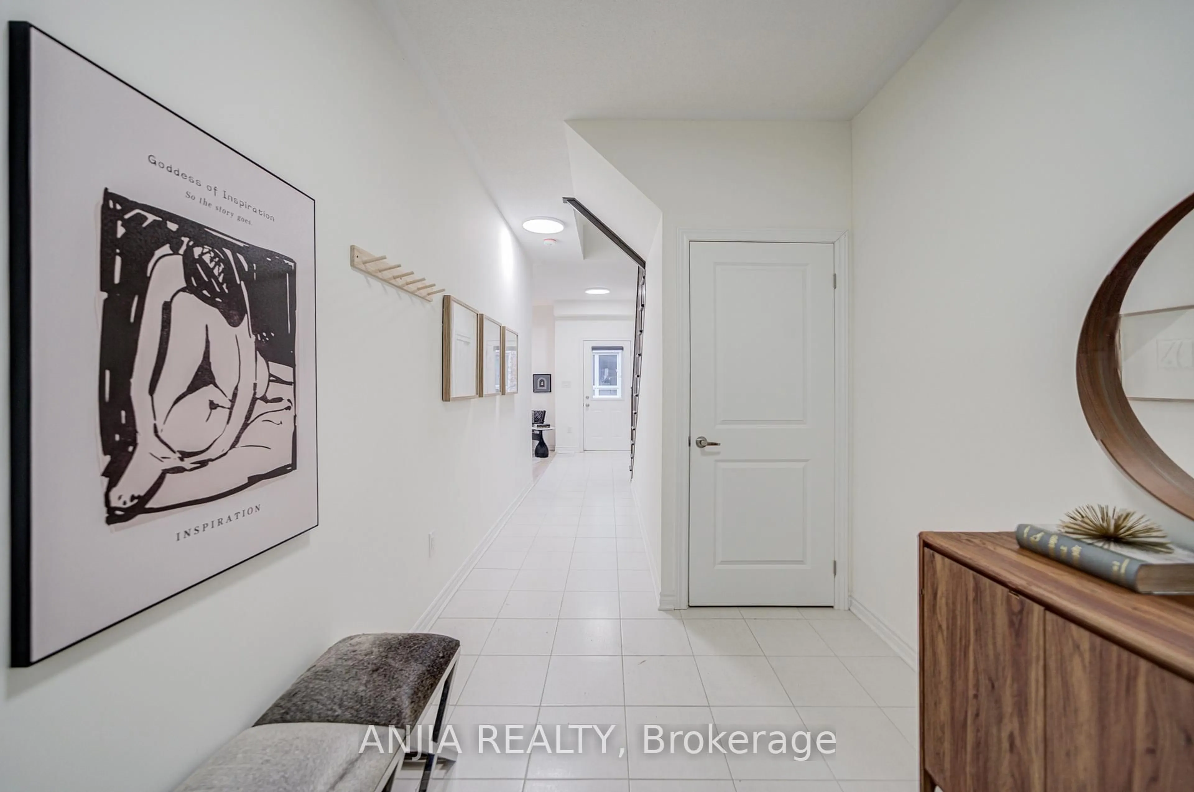 Indoor entryway for 82 Chicago Lane, Markham Ontario L6E 2B9