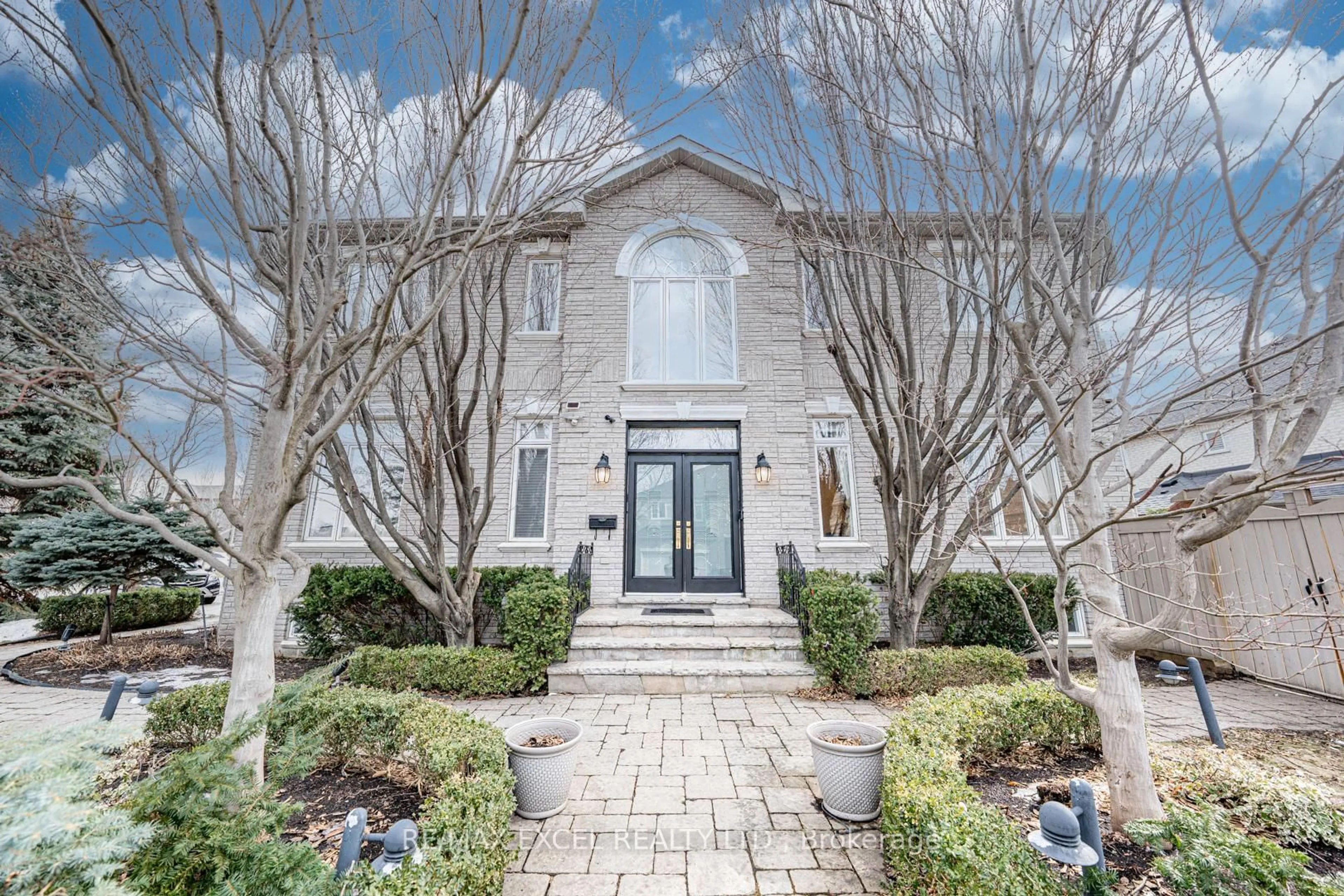 Home with brick exterior material, street for 171 Lawrie Rd, Vaughan Ontario L4J 8N6