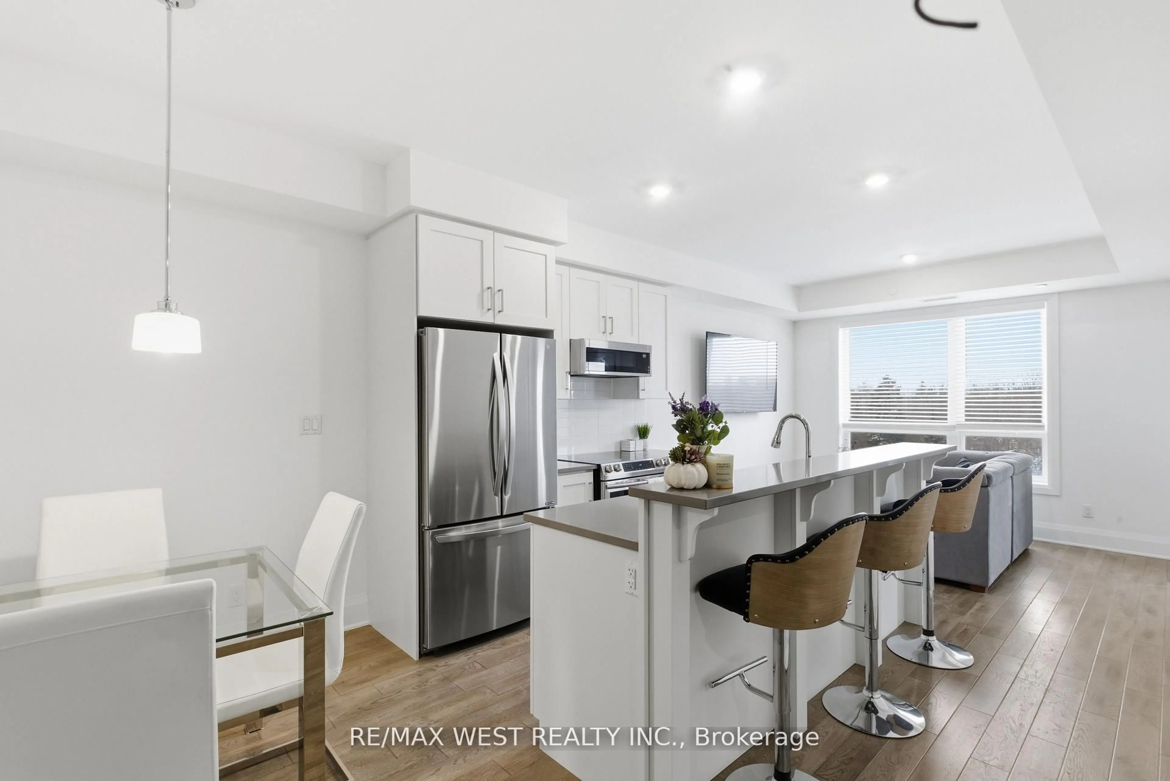 Open concept kitchen, unknown for 2 Adam Sellers St #412, Markham Ontario L6B 1P2