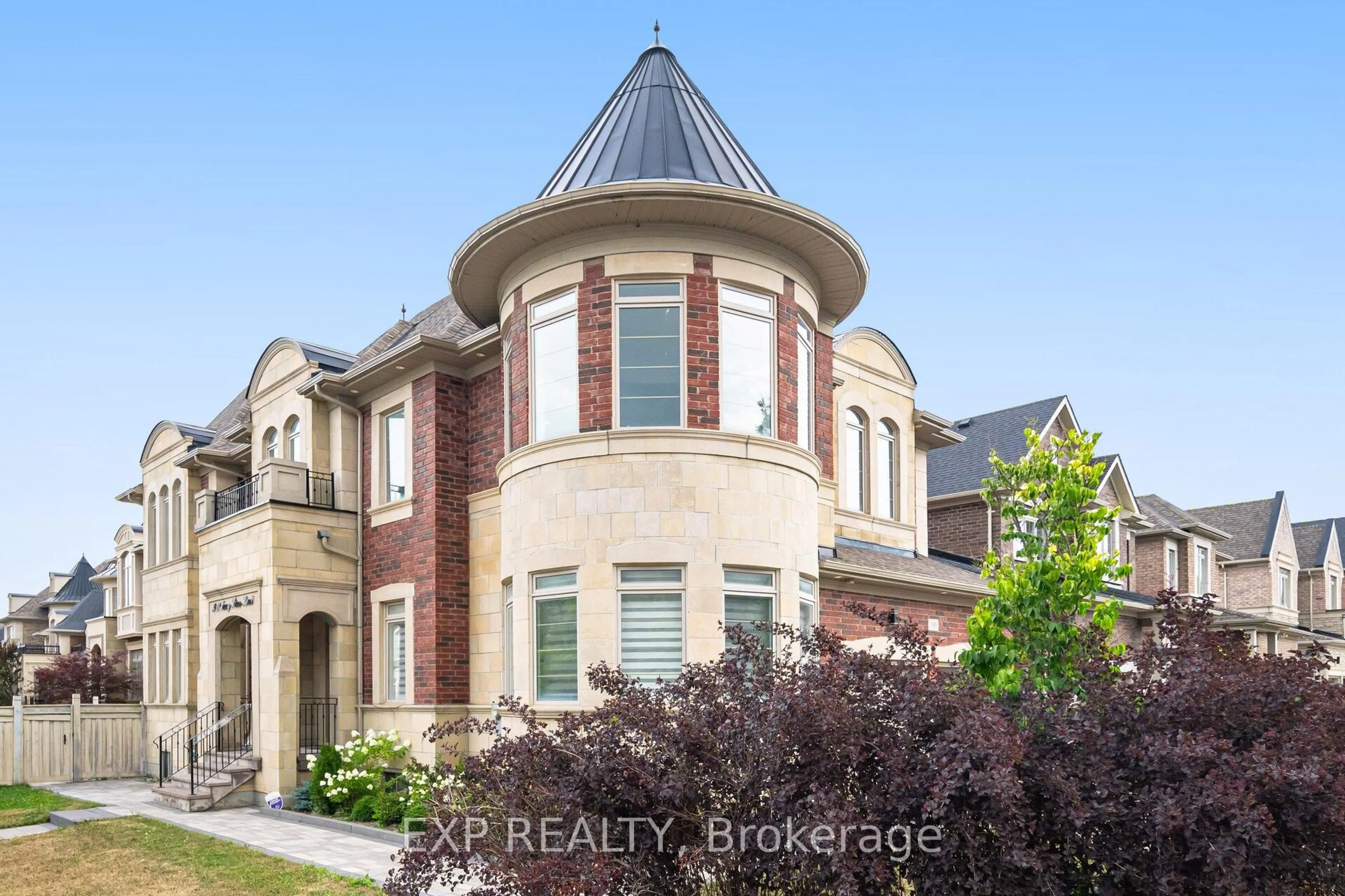 Home with brick exterior material, unknown for 190 Torrey Pines Rd, Vaughan Ontario L4H 3N5