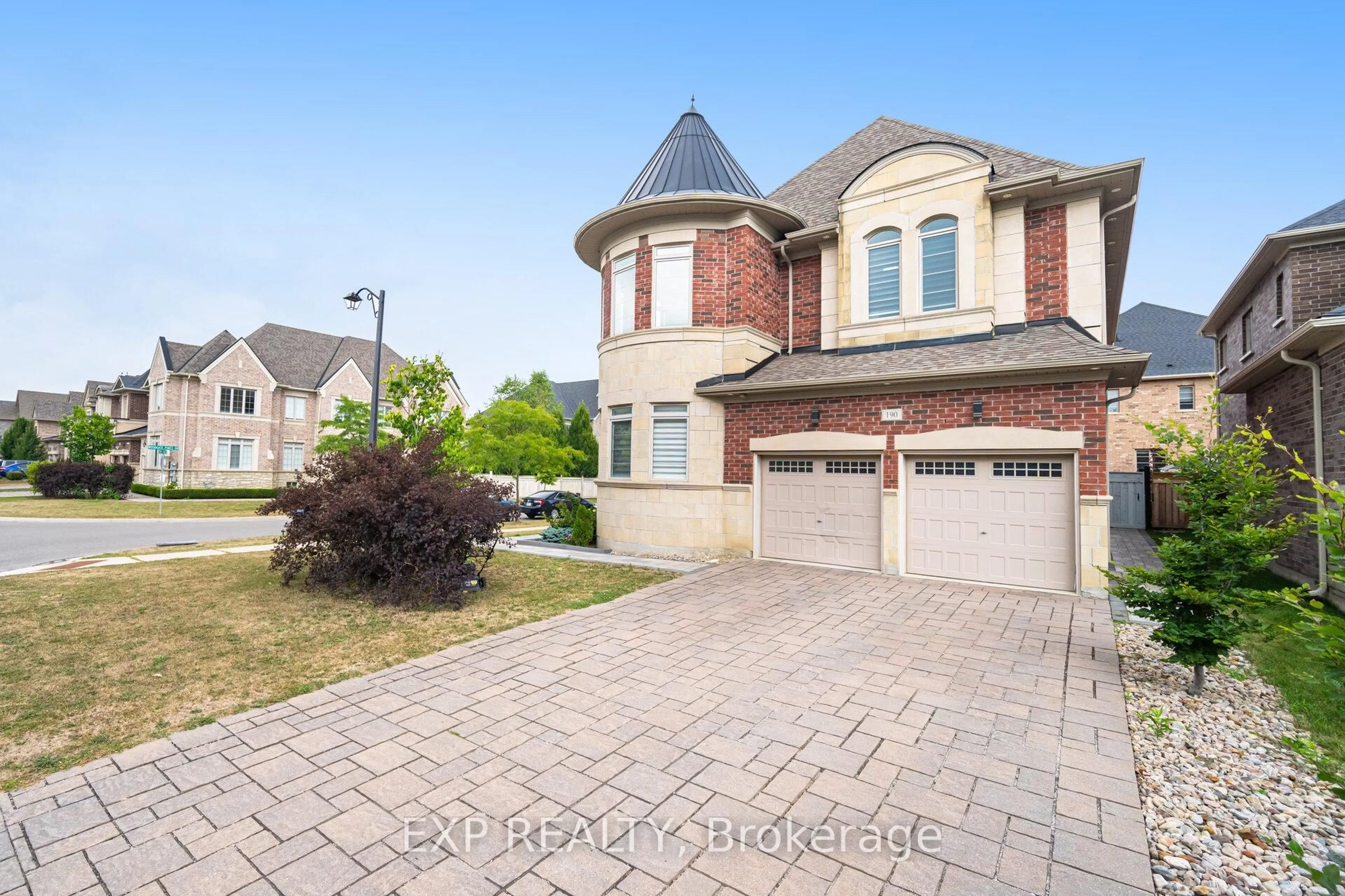 Home with brick exterior material, street for 190 Torrey Pines Rd, Vaughan Ontario L4H 3N5