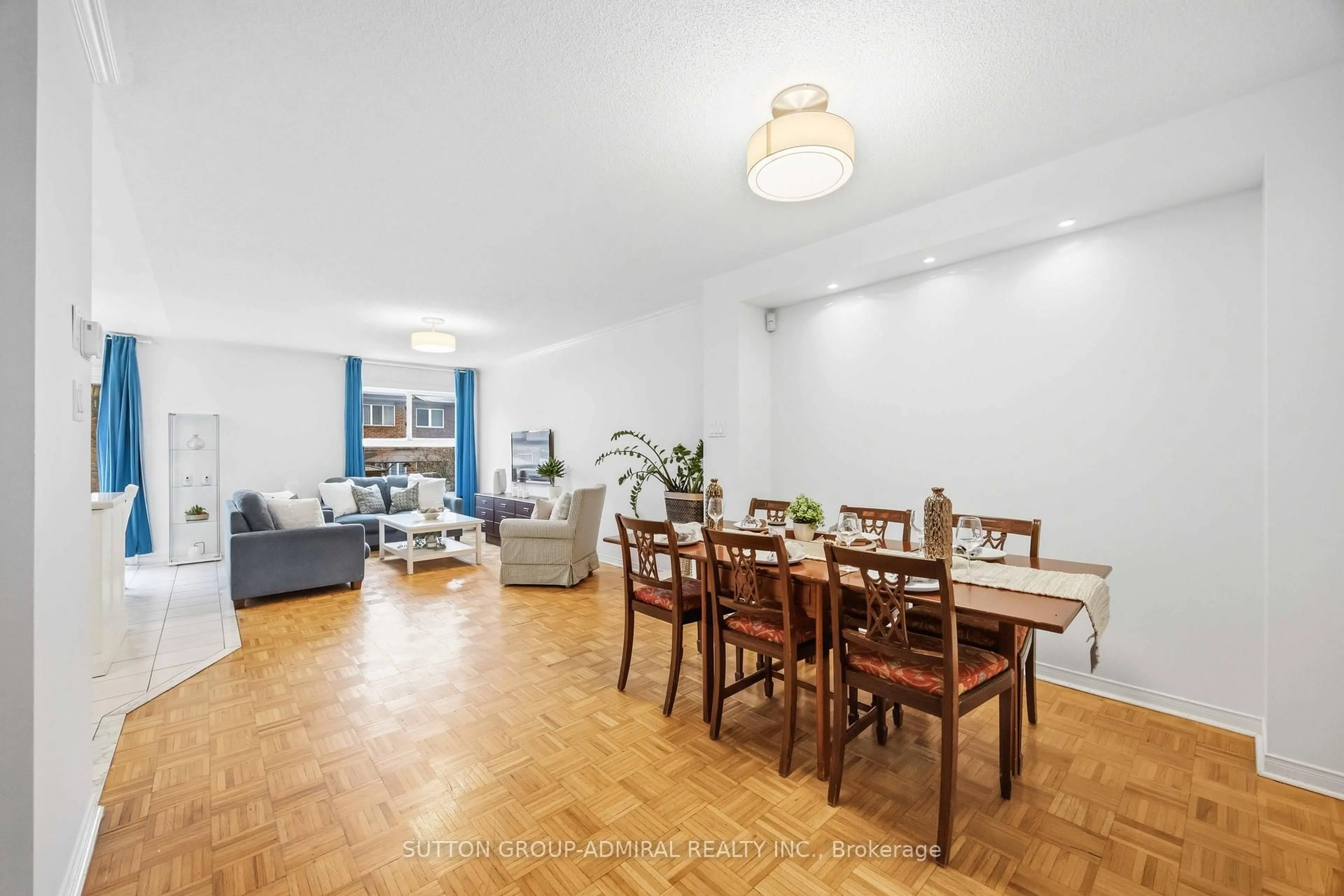 Unknown for 32 Bellagio Cres, Vaughan Ontario L4K 5J9