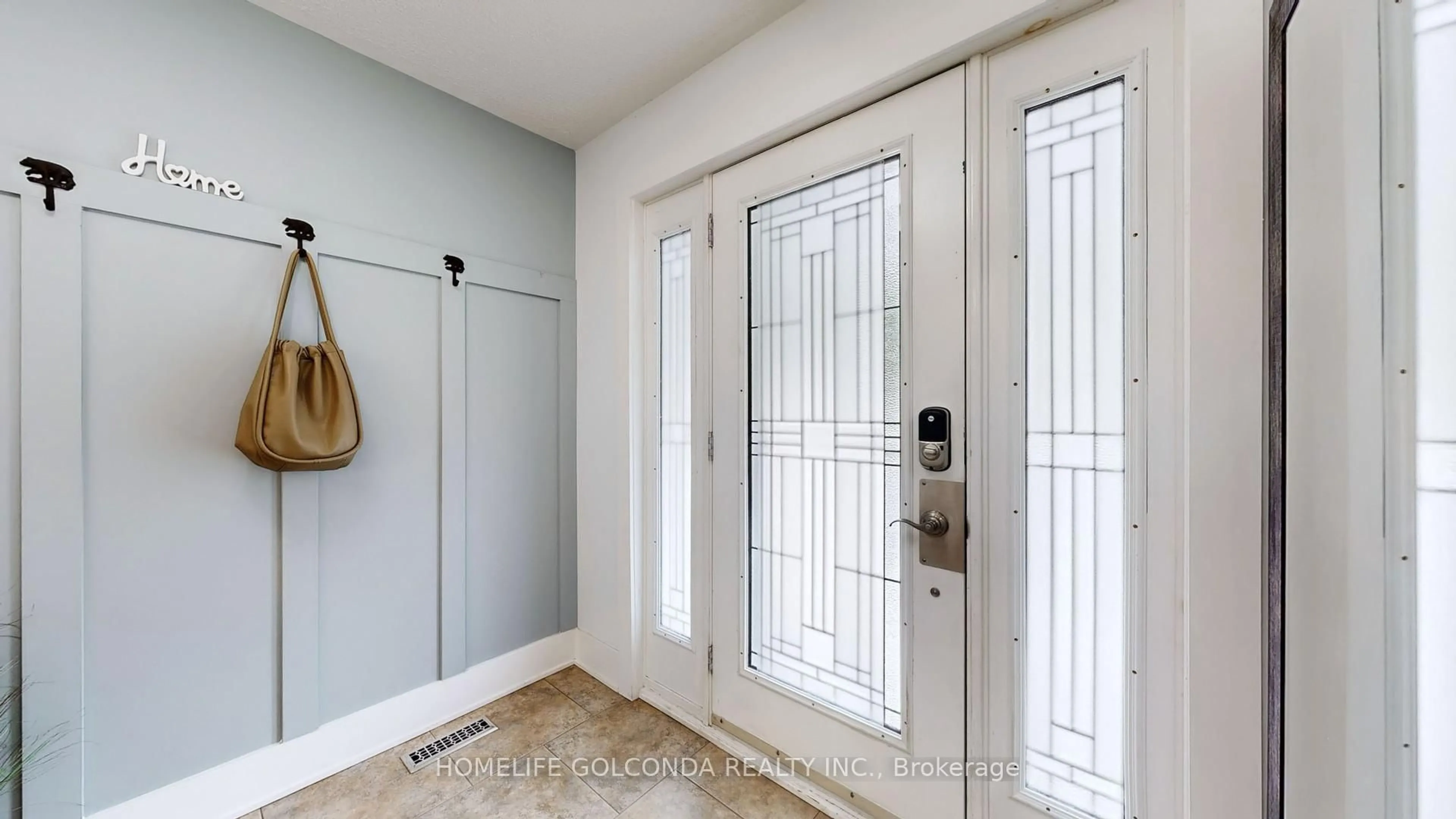 Indoor entryway for 54 Senator Reesor's Dr, Markham Ontario L3P 3E2