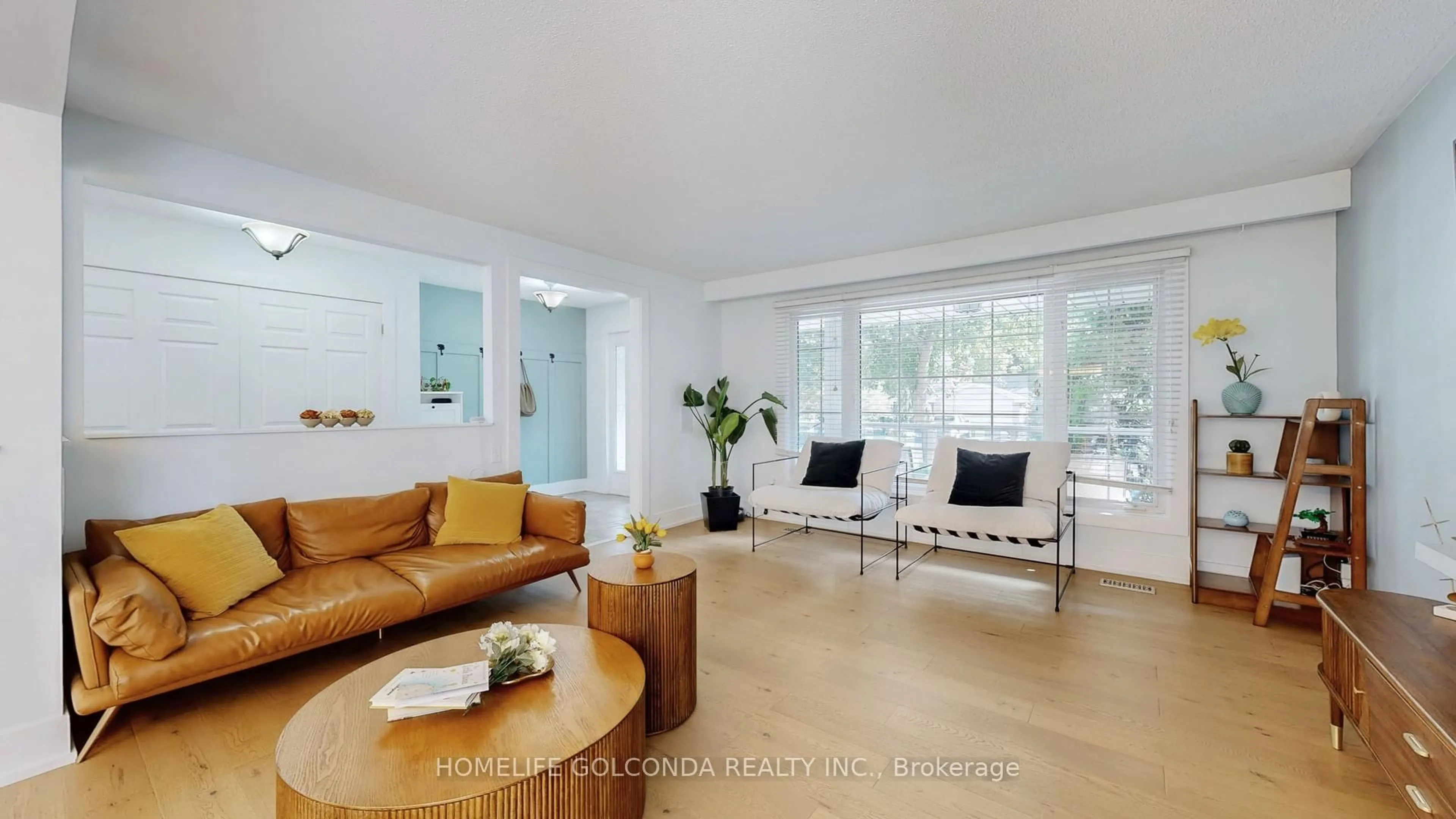 Living room with furniture, unknown for 54 Senator Reesor's Dr, Markham Ontario L3P 3E2