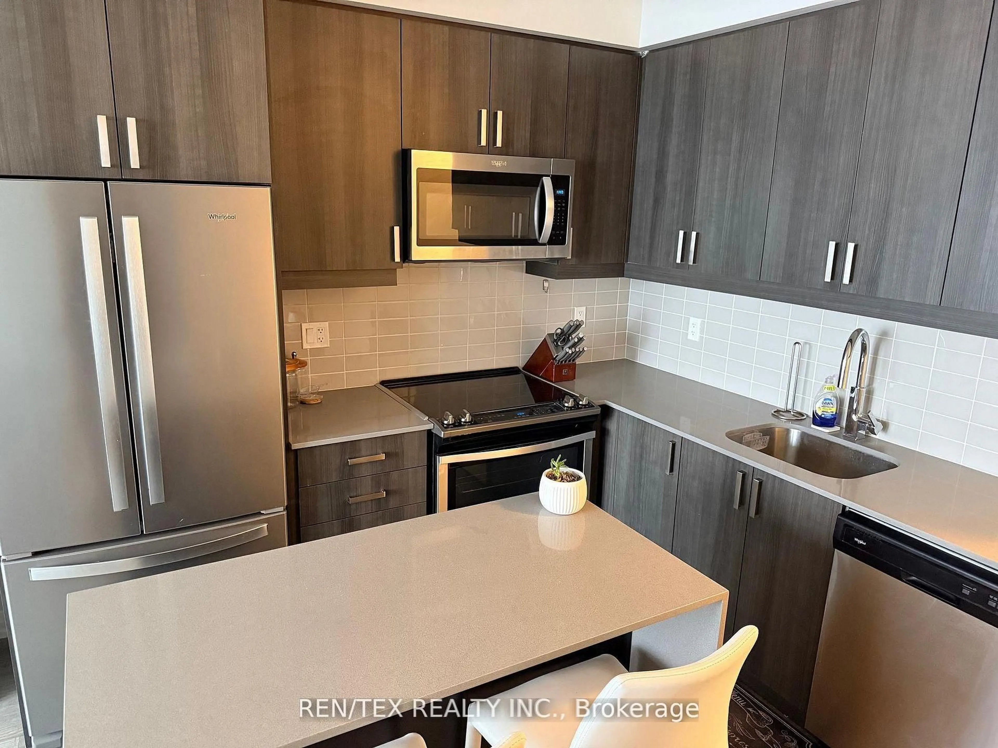 Unknown for 7895 Jane St #1116, Vaughan Ontario L4K 2M7