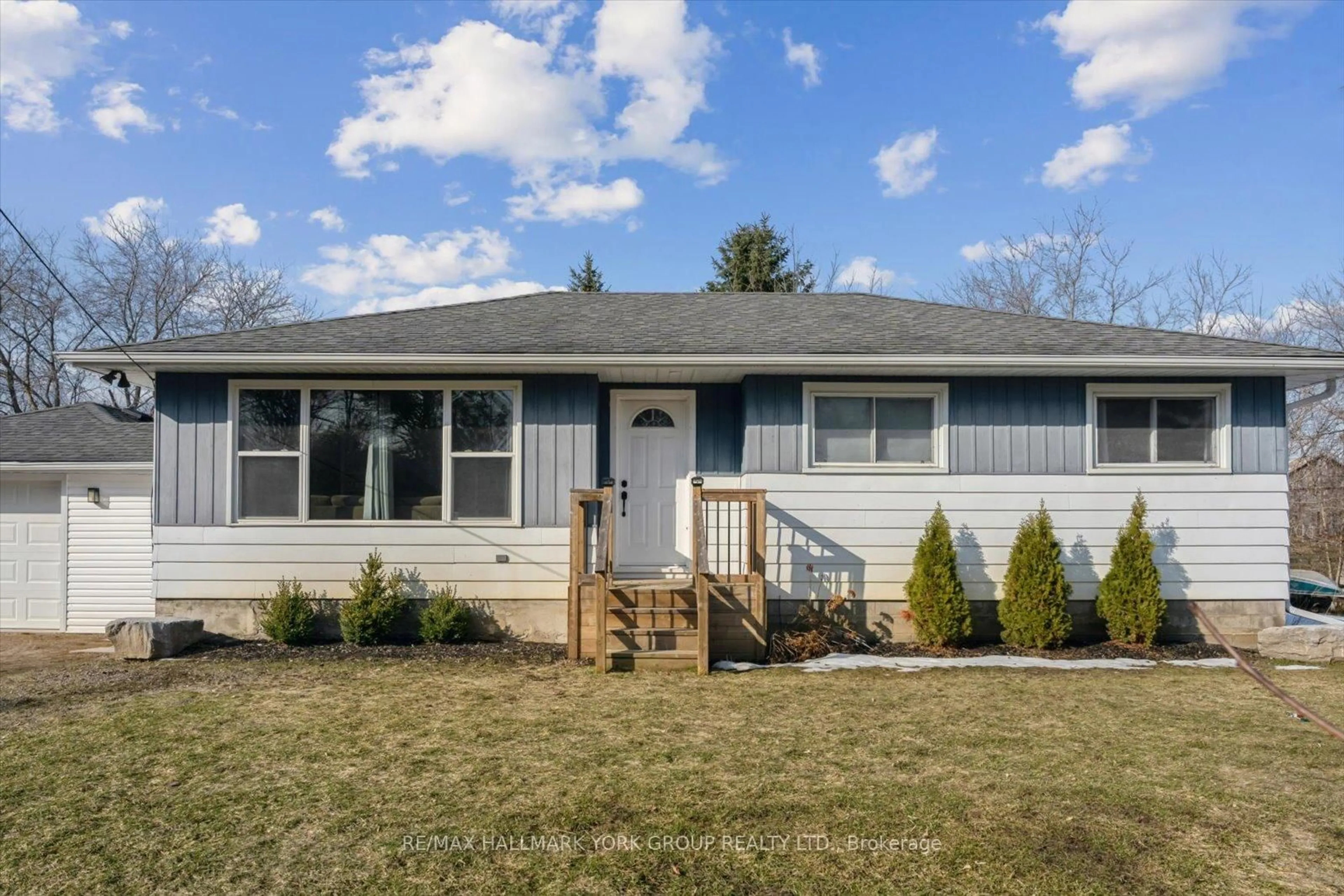 Home with vinyl exterior material, street for 20860 Brock Rd, Brock Ontario L0E 1E0