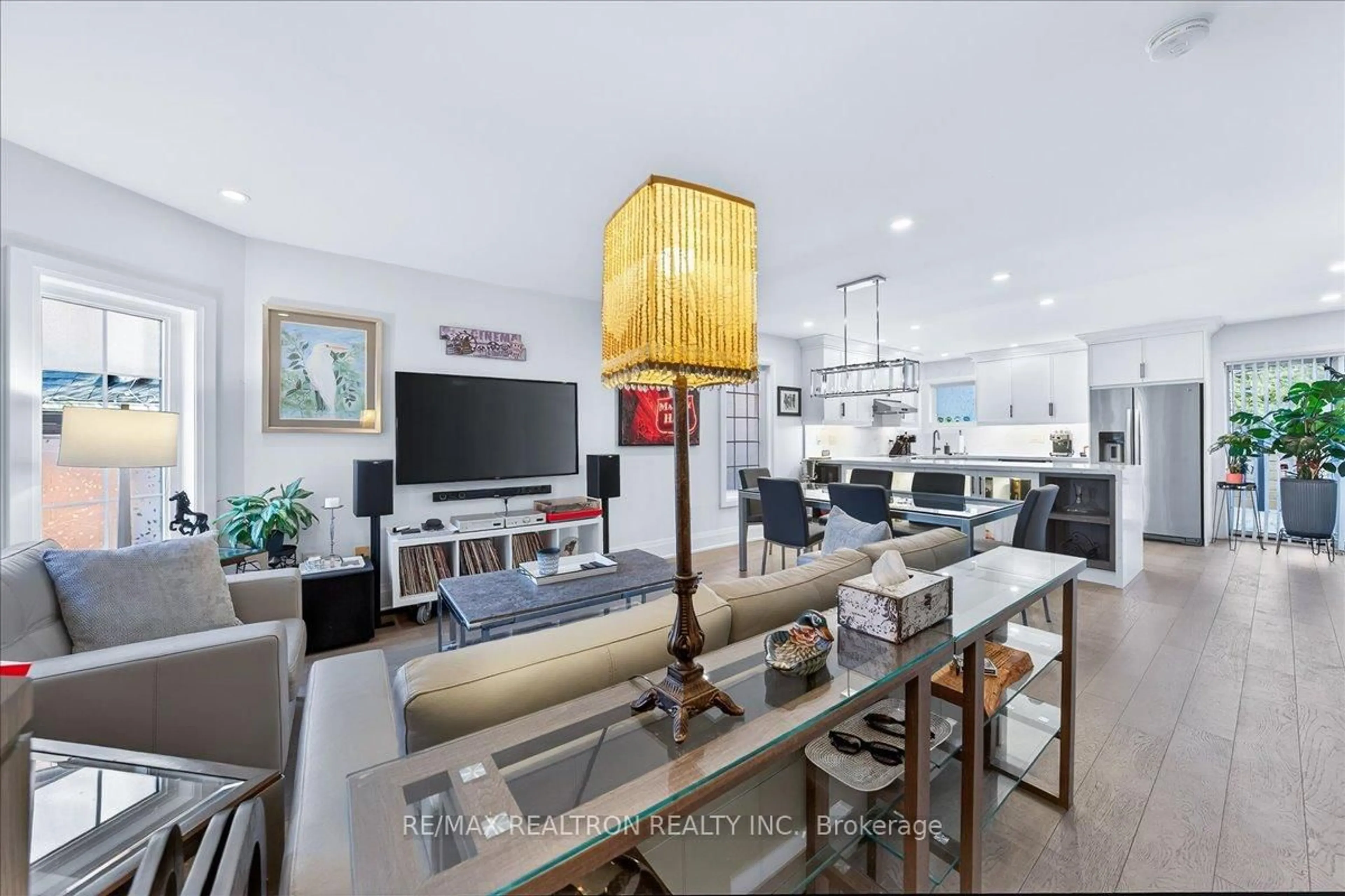 Unknown for 165 Clearmeadow Blvd, Newmarket Ontario L3X 2E4