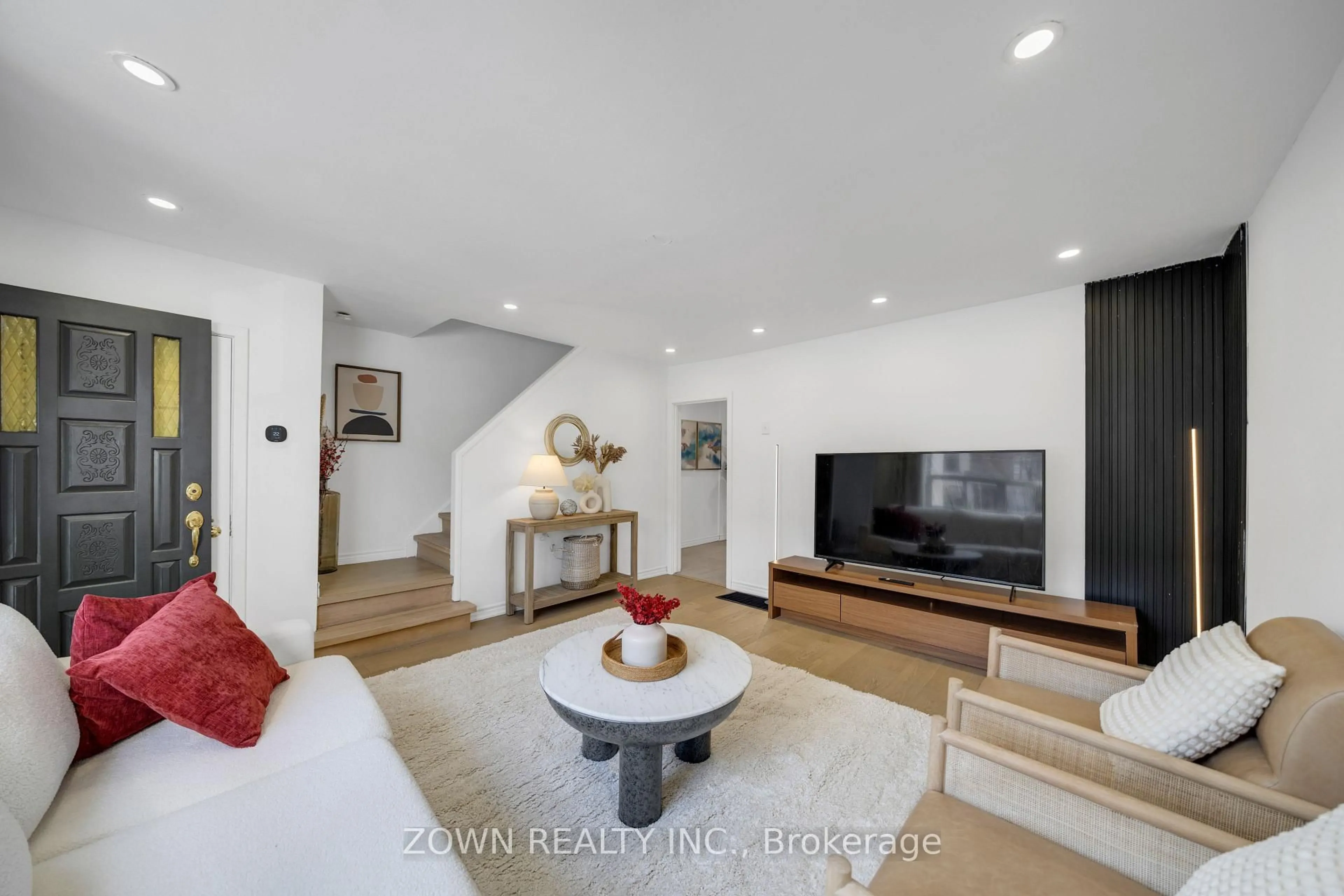 Living room with furniture, unknown for 8312 Kipling Ave, Vaughan Ontario L4L 2A8