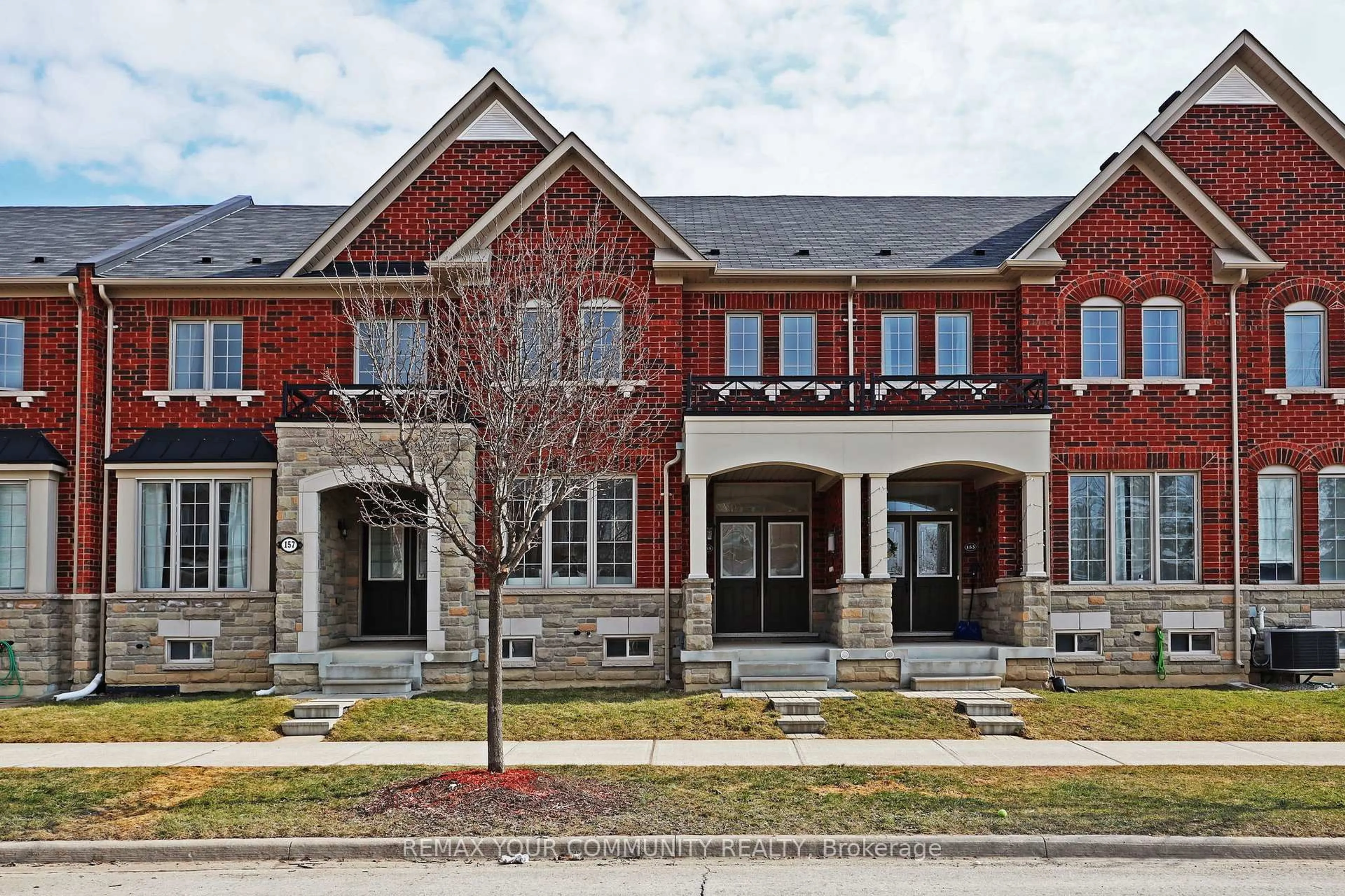 Home with brick exterior material, street for 155 Harbord St, Markham Ontario L6C 0W9