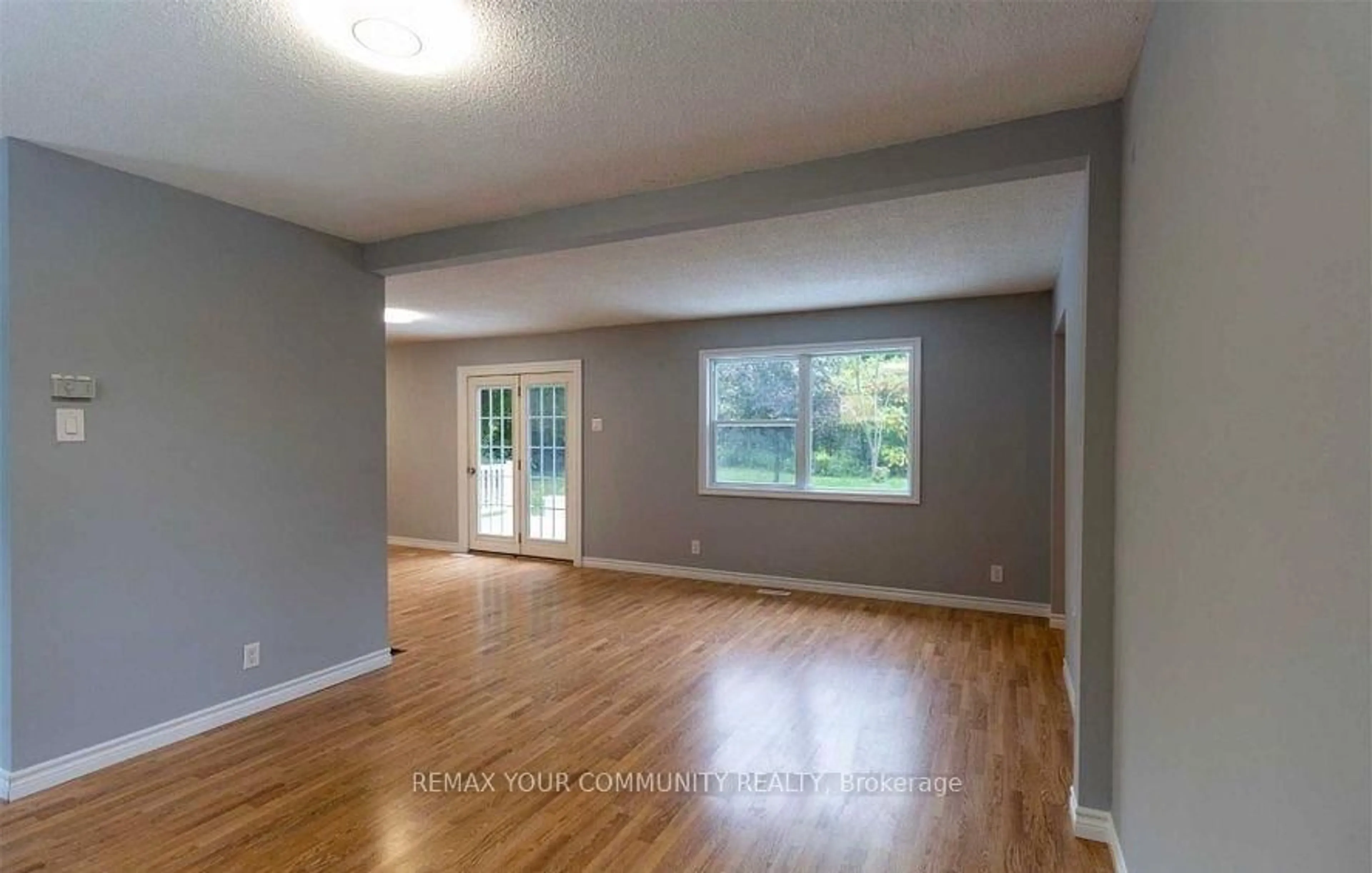 A pic of a room for 781 Edward St, Innisfil Ontario L9S 2S2