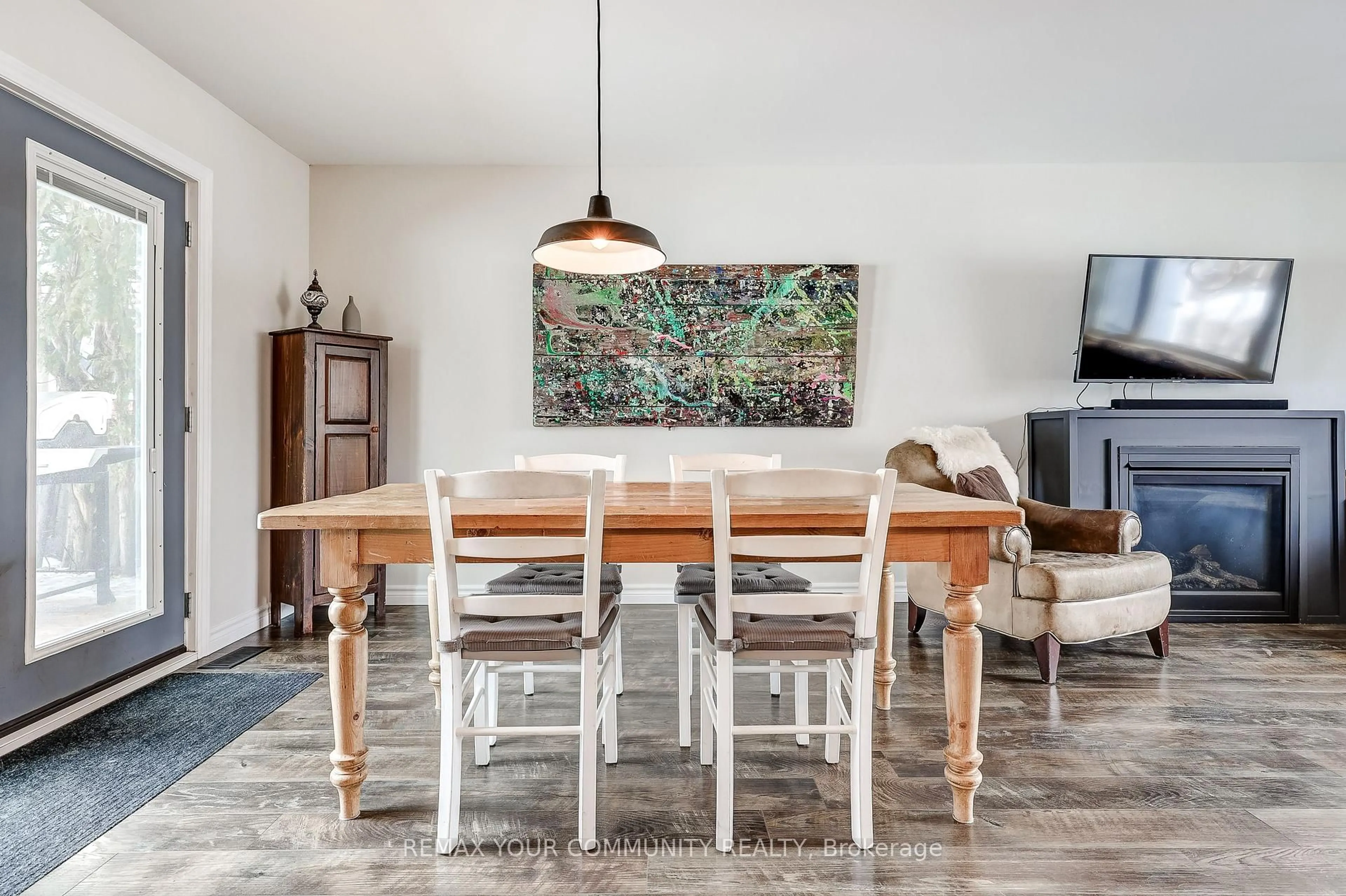 Dining room, unknown for 59 Thomas Shepperd Dr, East Gwillimbury Ontario L9N 1C4