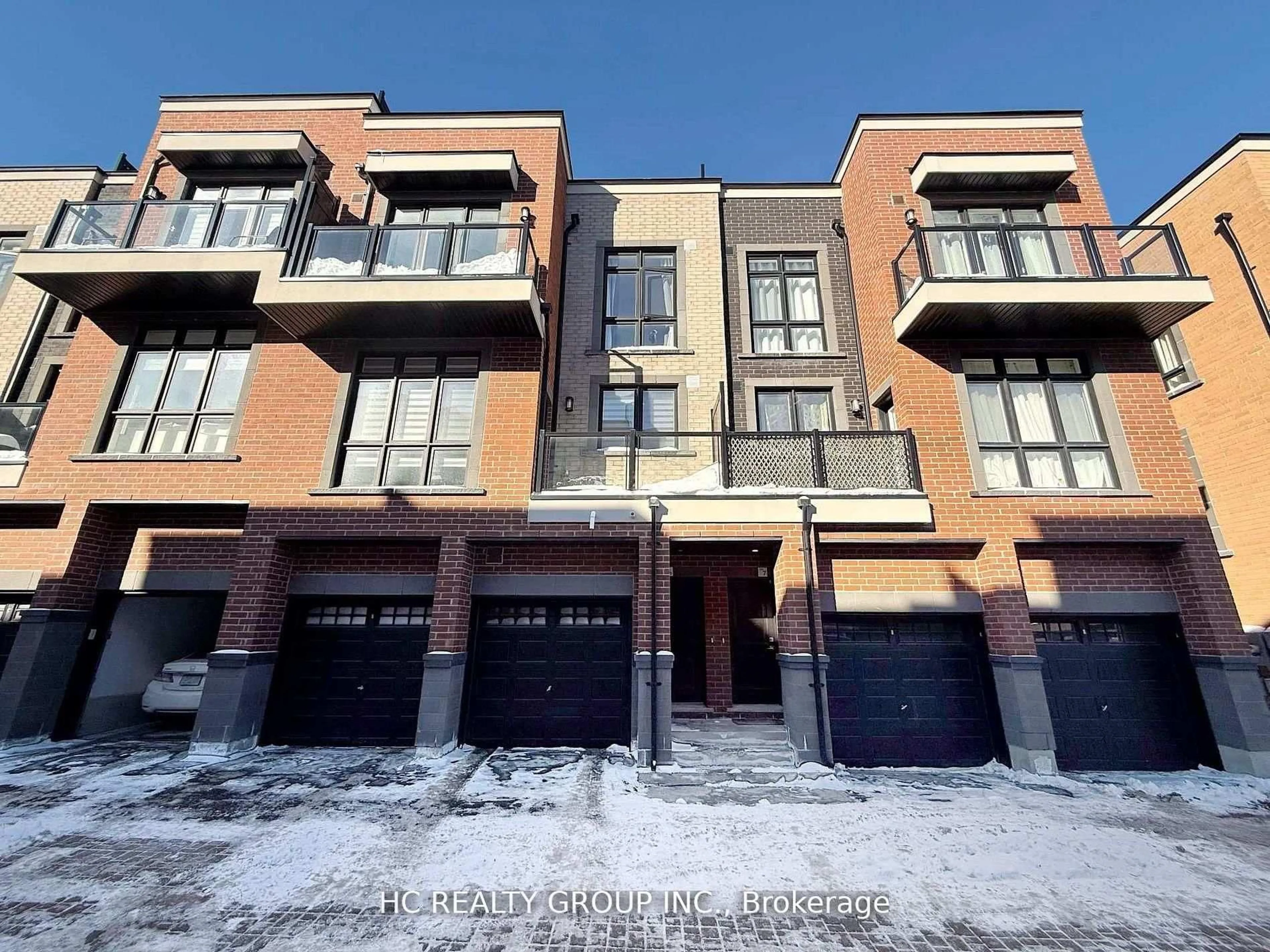 Home with brick exterior material, street for 3 bond Cres #6, Richmond Hill Ontario L4E 1J4