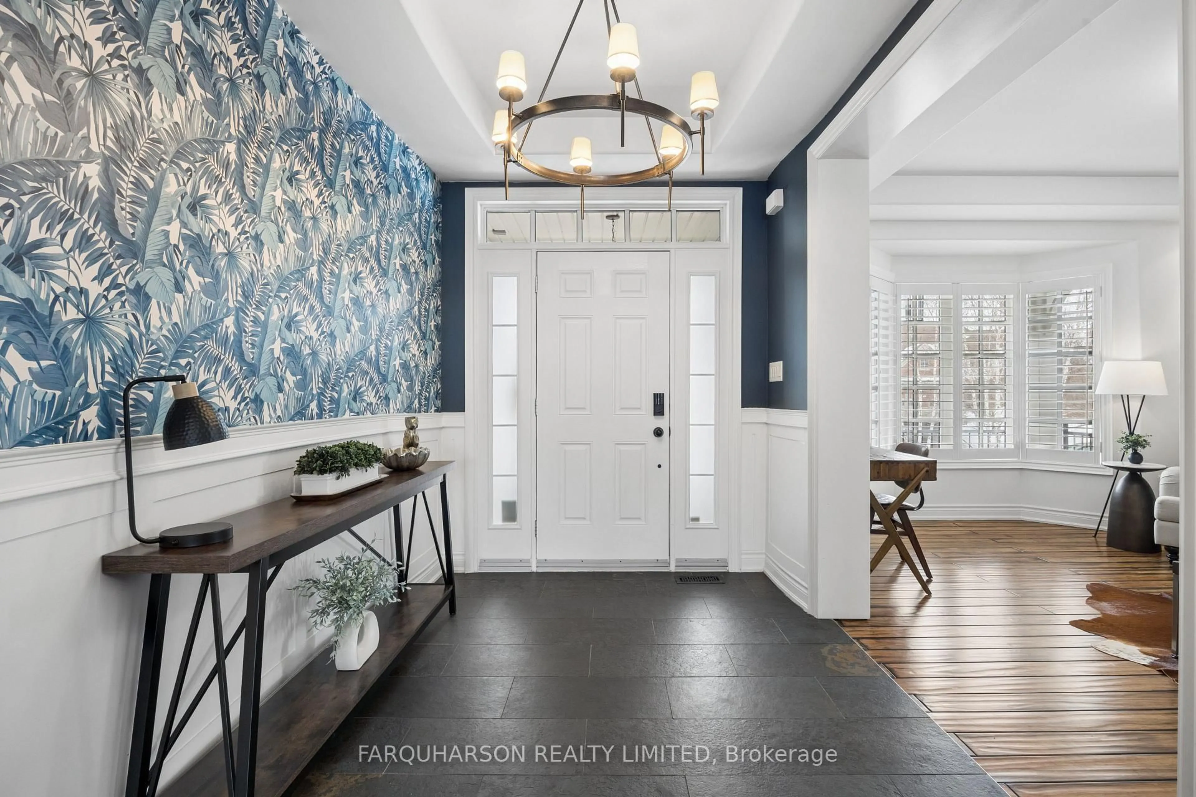 Indoor entryway for 15 Forestgreen Dr, Uxbridge Ontario L9P 0B8