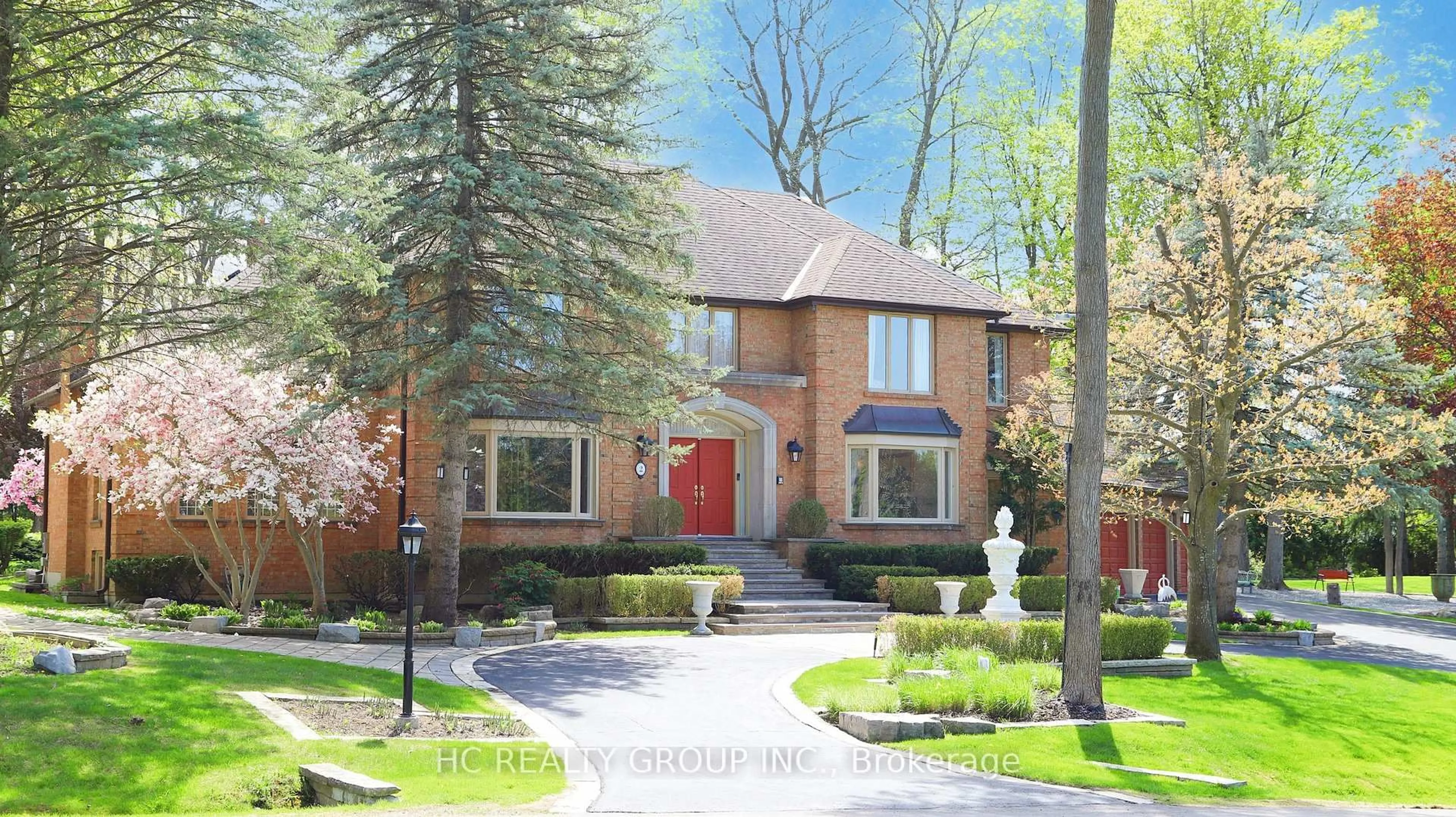 Home with brick exterior material, street for 2 Glenridge Dr, Markham Ontario L6C 1A1