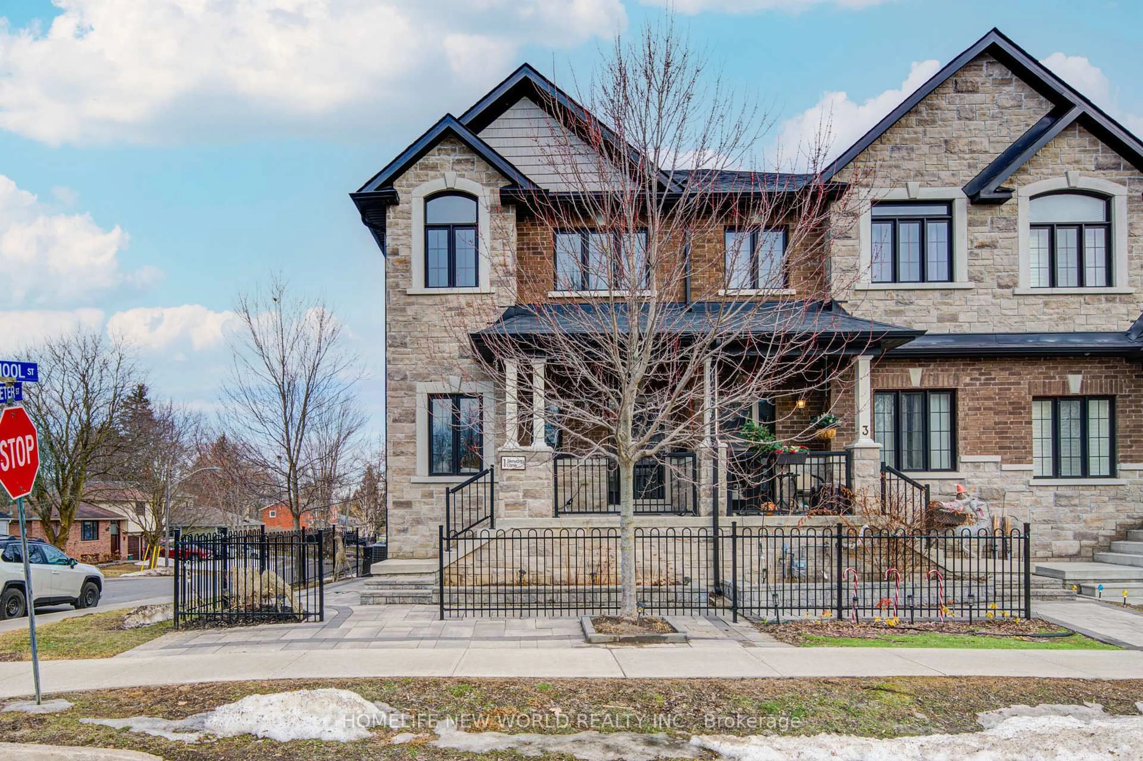 Home with brick exterior material, street for 1 Zenyatta Lane, East Gwillimbury Ontario L9N 0N7