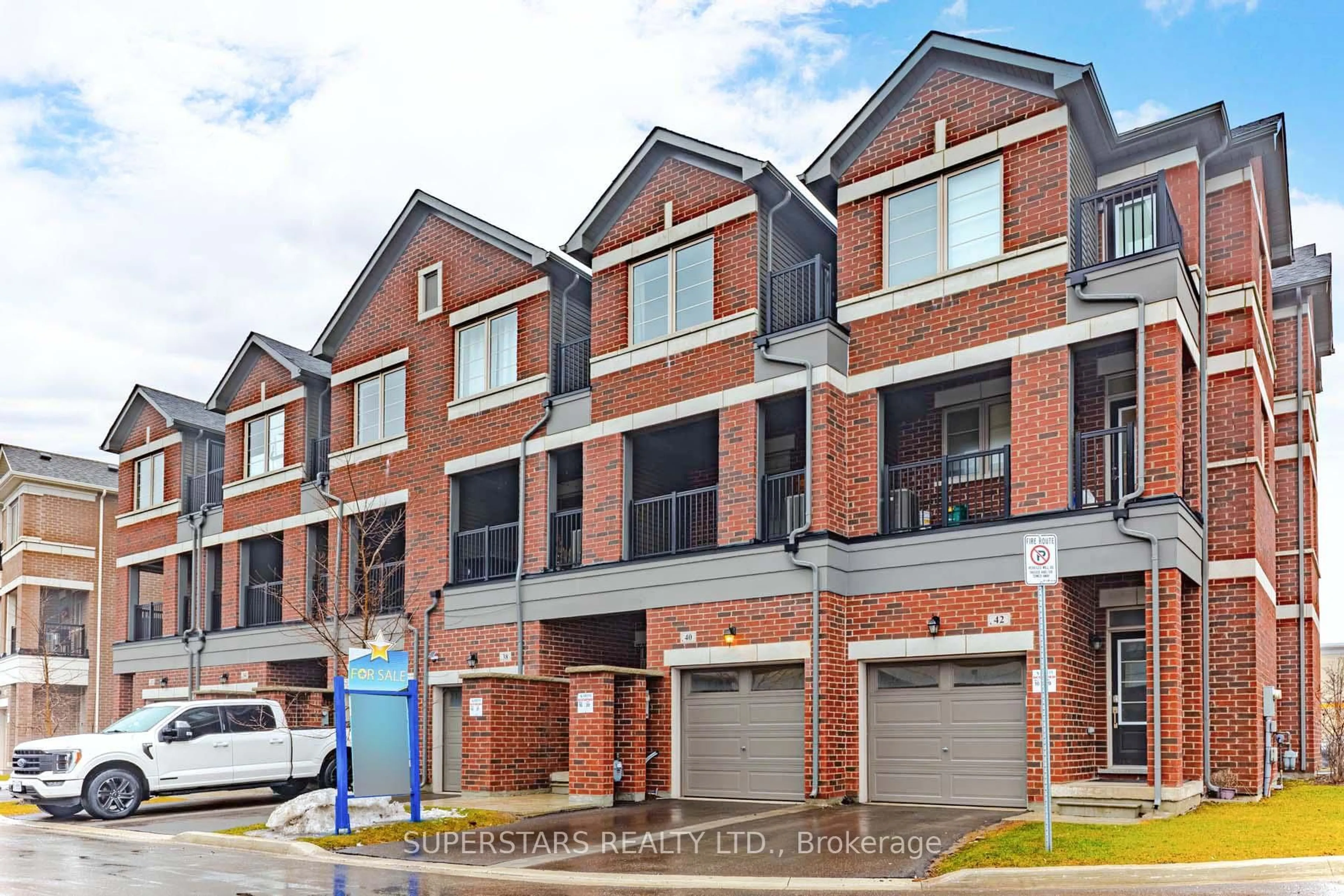 Home with brick exterior material, street for 40 Stoeber Lane, Markham Ontario L6B 1R2