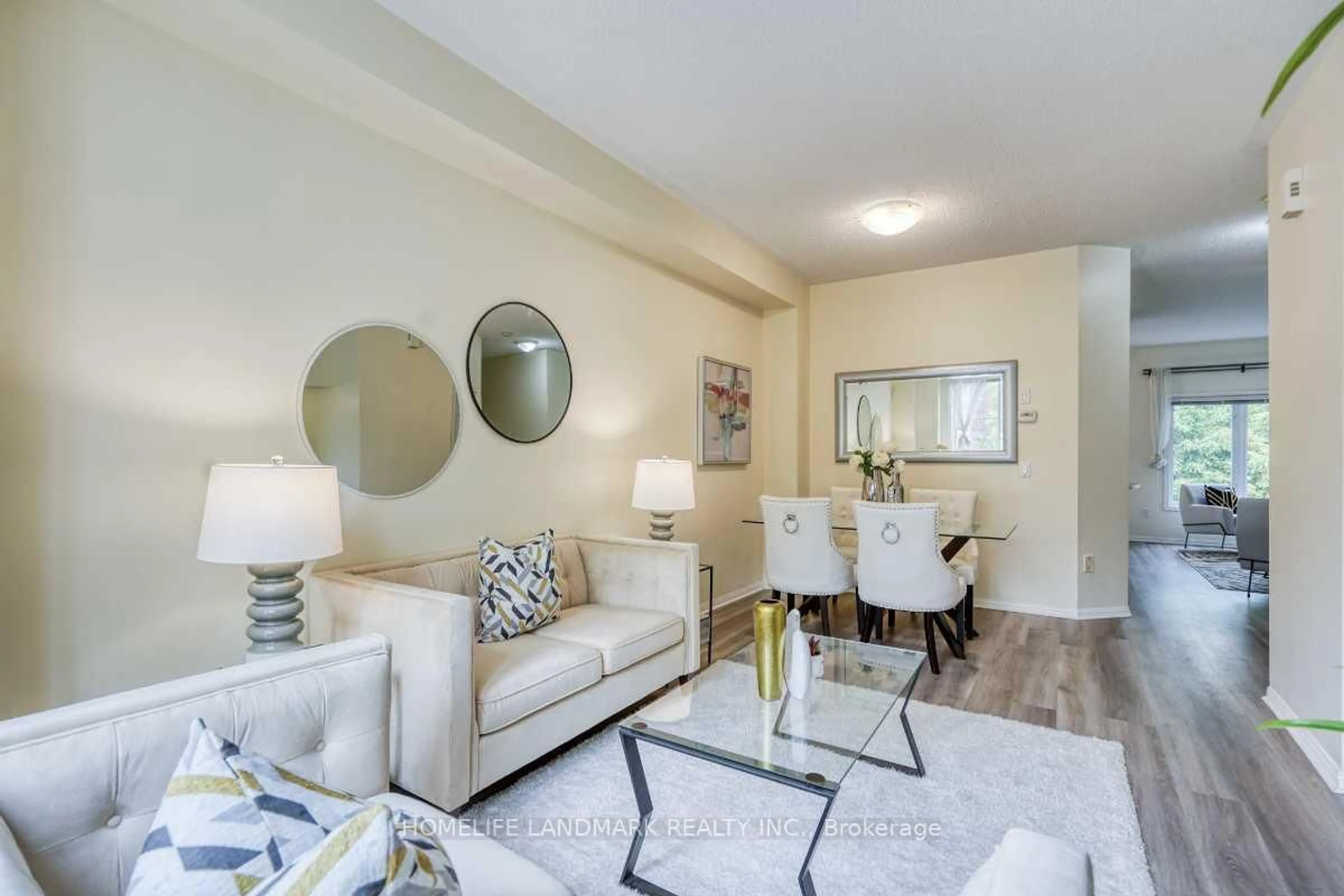 Living room with furniture, unknown for 100 Elgin Mills Rd #51, Richmond Hill Ontario L4C 0R8