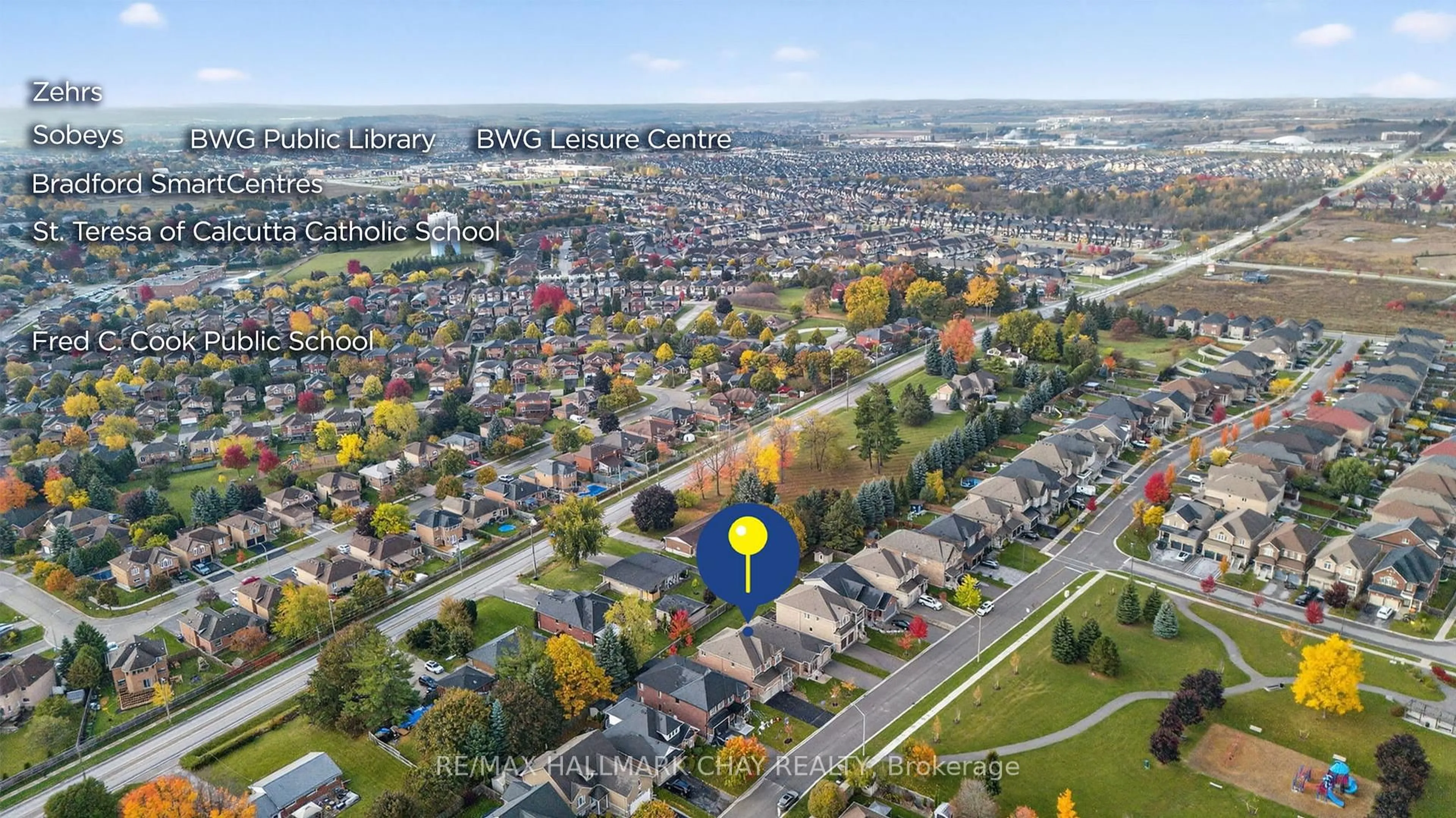 A pic from outside/outdoor area/front of a property/back of a property/a pic from drone, street for 101 Gardiner Dr, Bradford West Gwillimbury Ontario L3Z 3G2