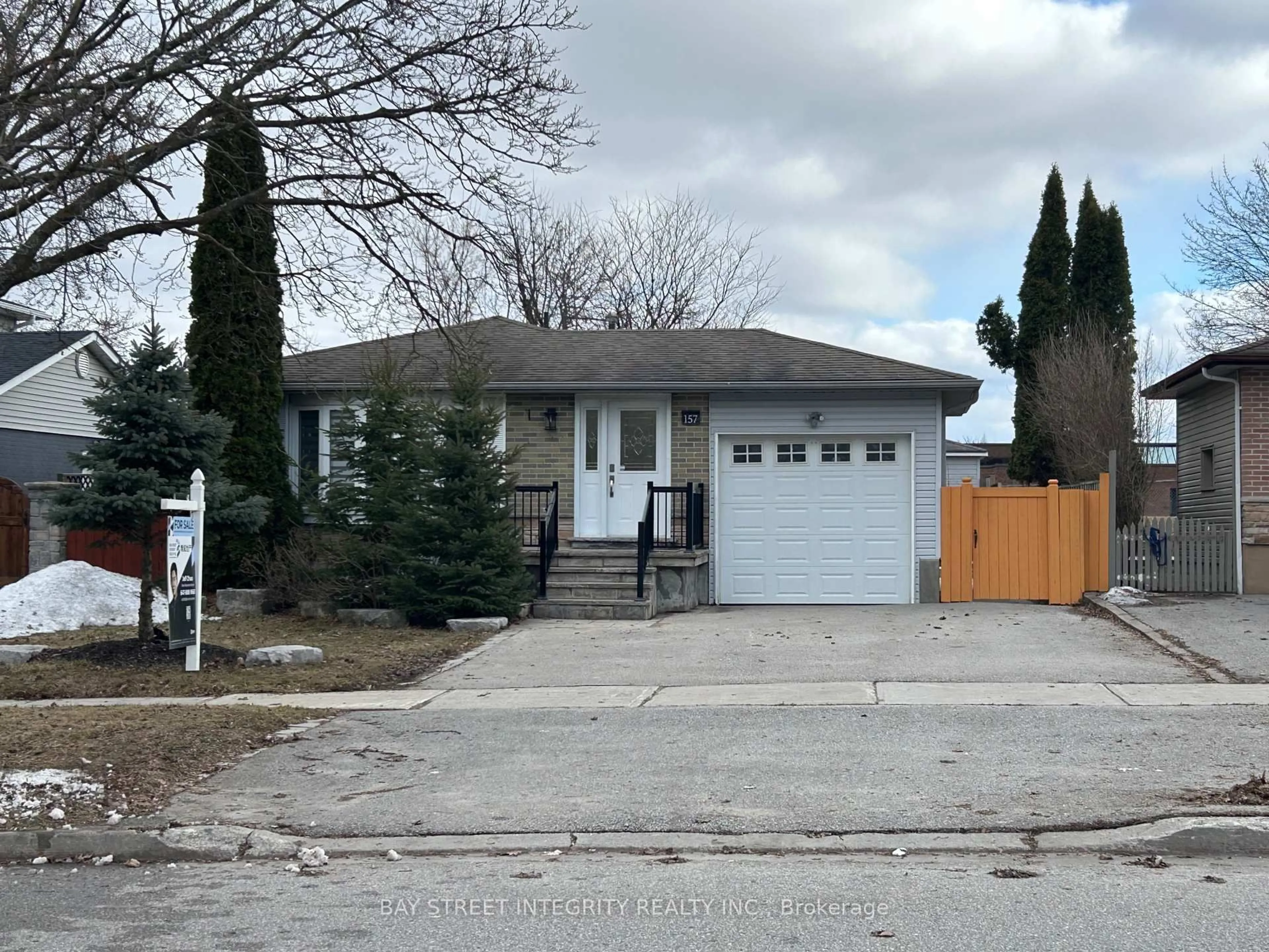 Unknown for 157 Orchard Heights Blvd, Aurora Ontario L4G 3A3