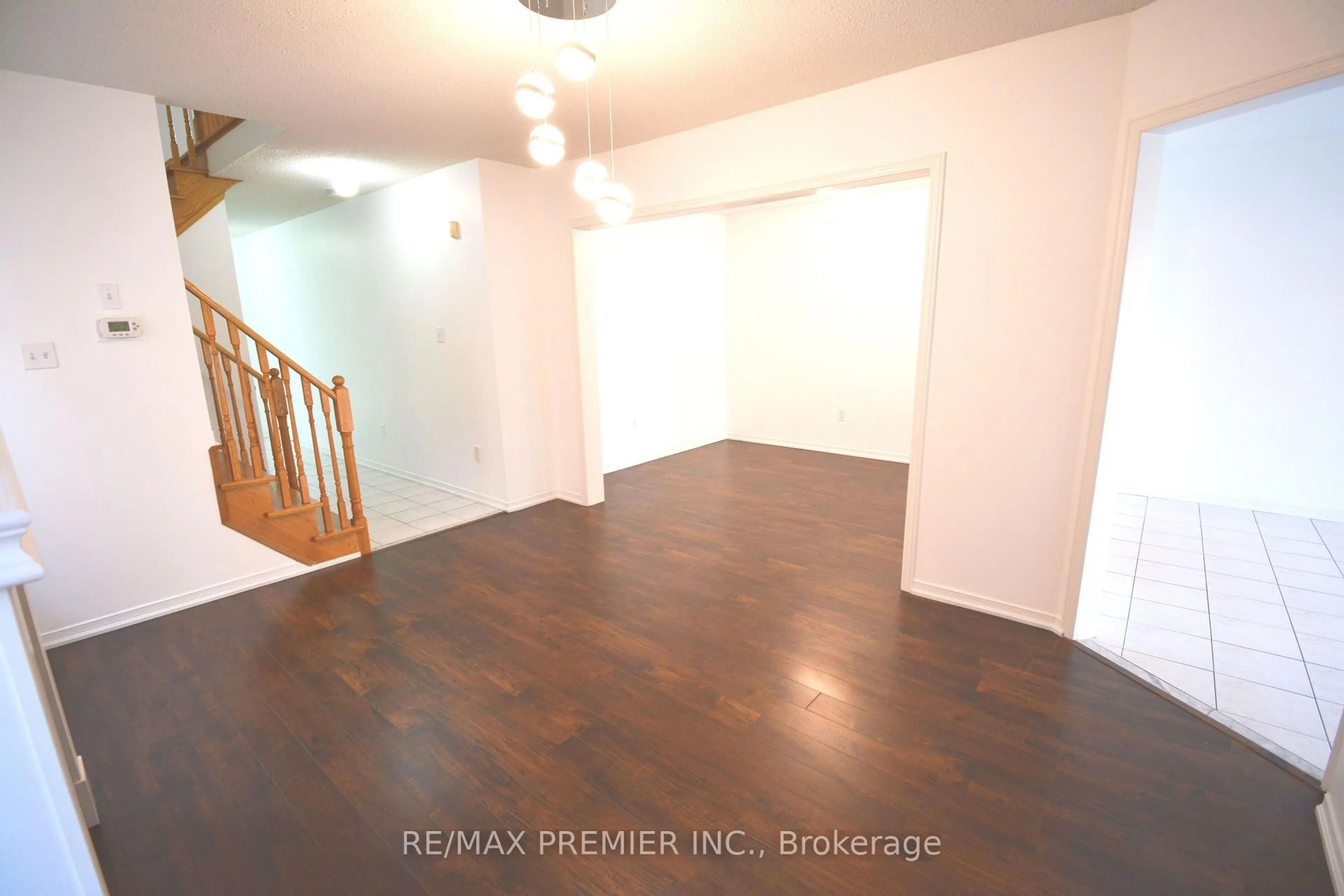 A pic of a room for 126 Pinedale Gate, Vaughan Ontario L4L 8X3