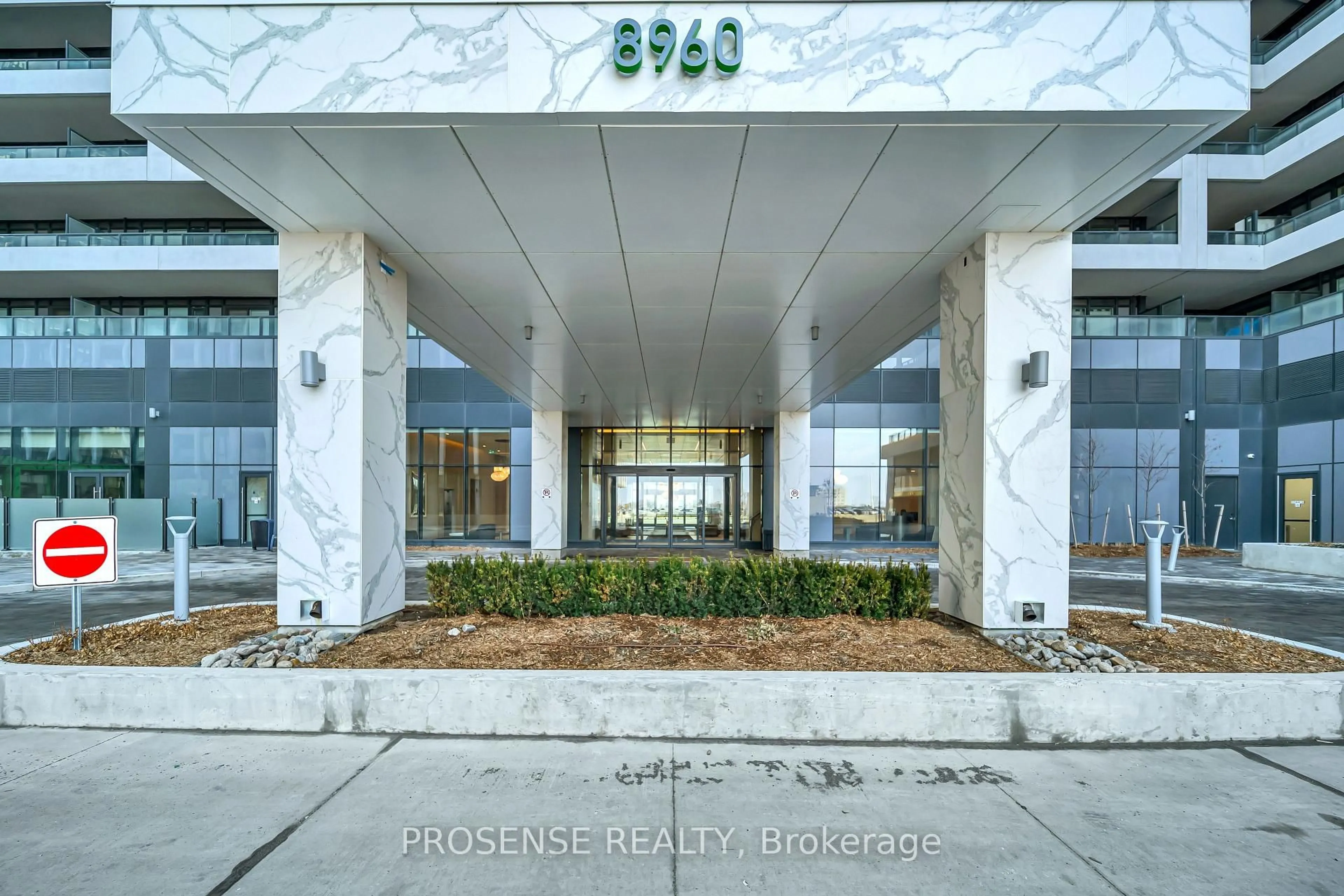 Lobby for 8960 Jane St #402, Vaughan Ontario L4K 2M9