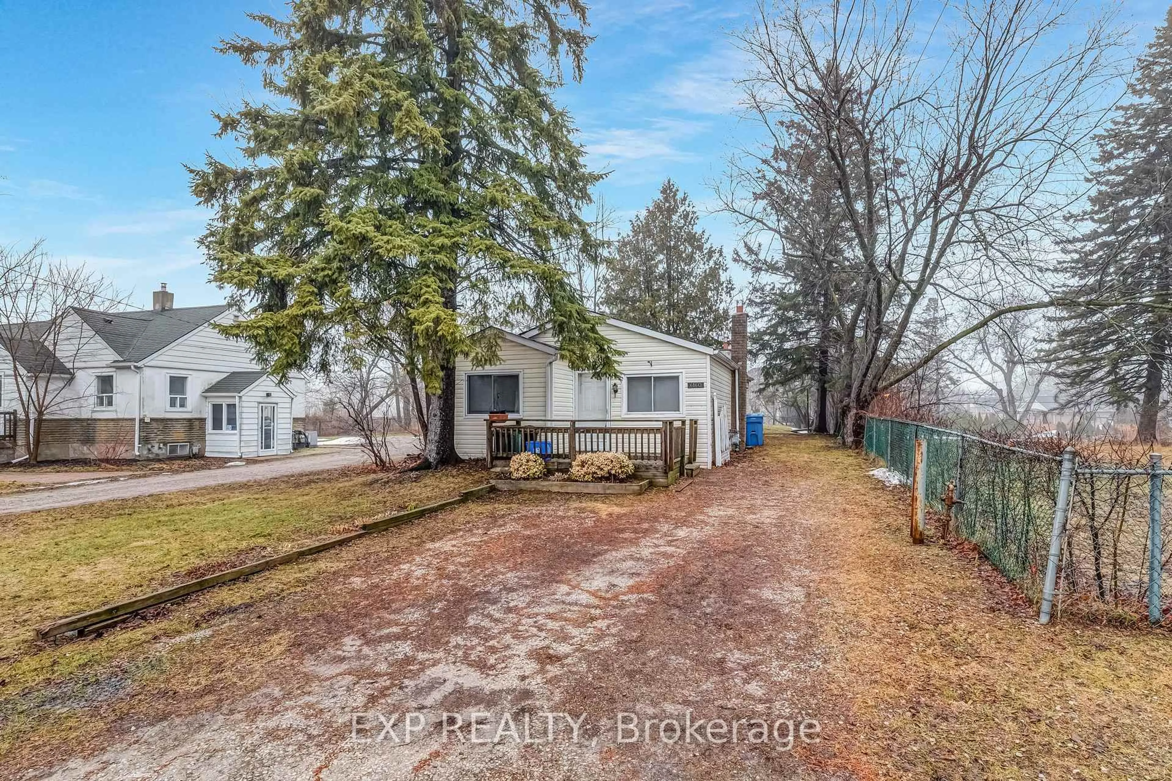 A pic from outside/outdoor area/front of a property/back of a property/a pic from drone, street for 6160 King Rd, King Ontario L0G 1N0