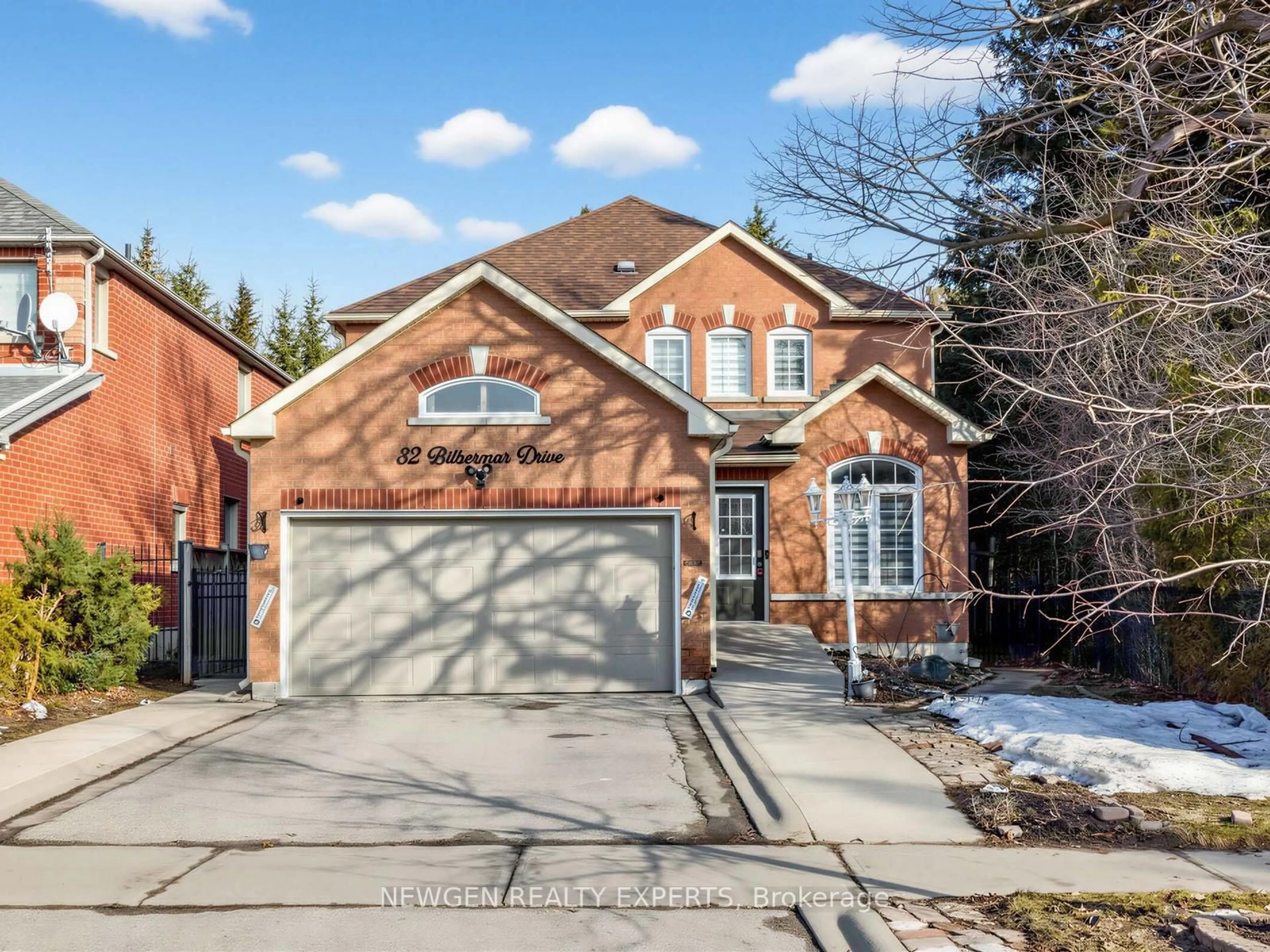 Home with brick exterior material, street for 32 Bilbermar Dr, Richmond Hill Ontario L4S 1B9