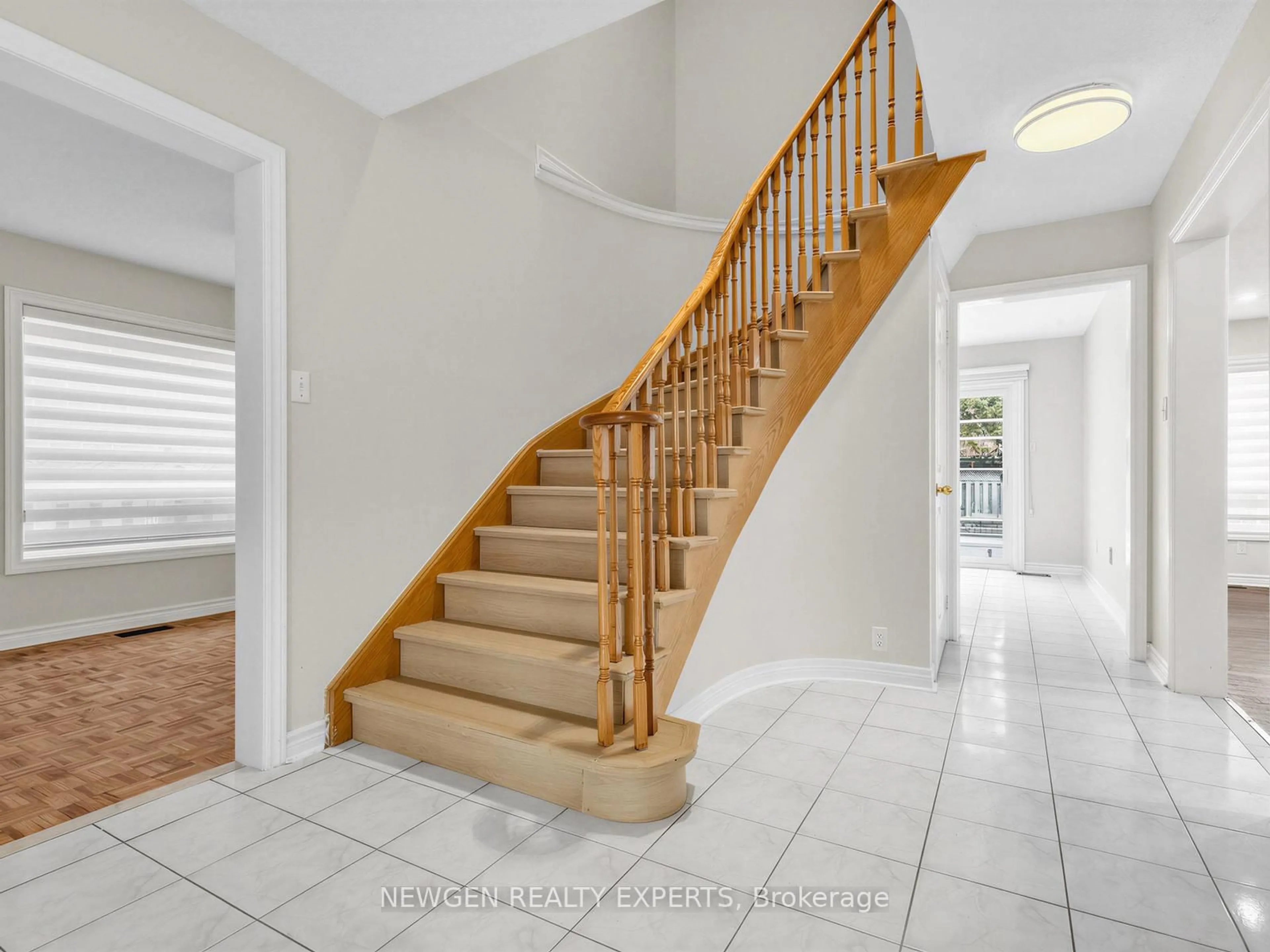 Unknown for 32 Bilbermar Dr, Richmond Hill Ontario L4S 1B9