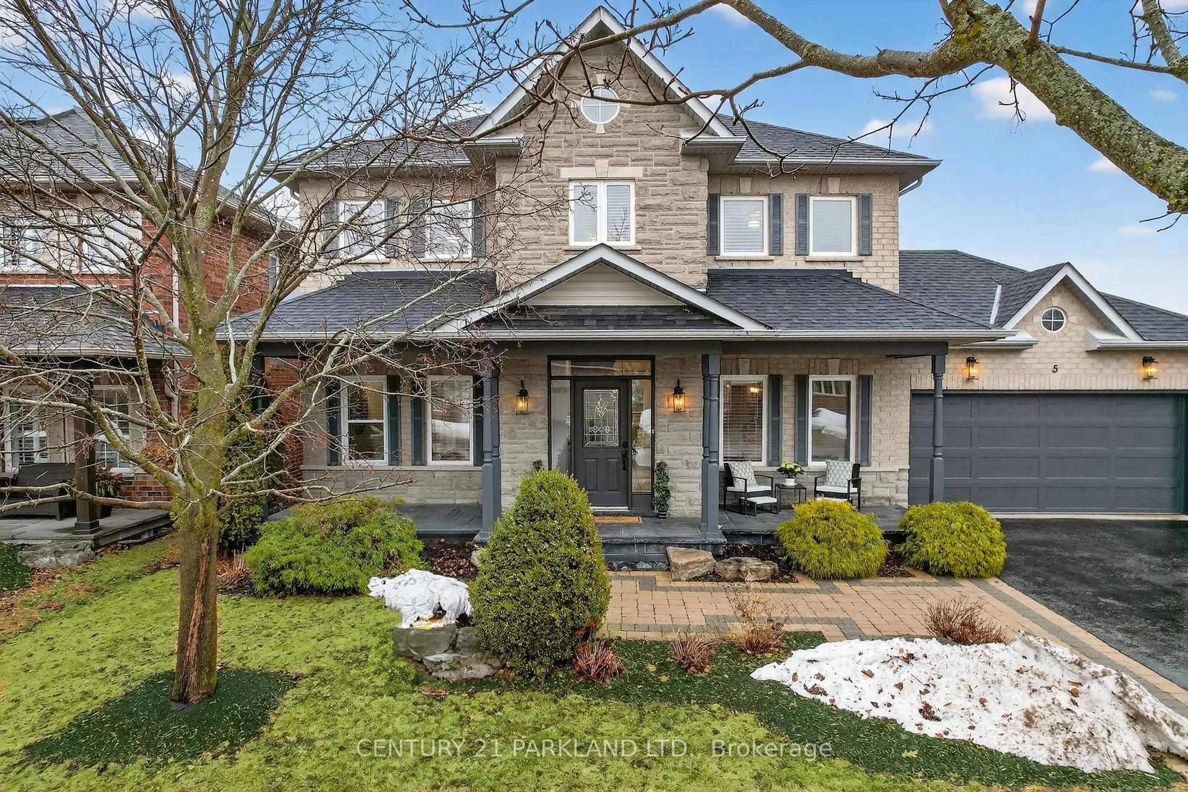 Home with brick exterior material, street for 5 Brownscombe Cres, Uxbridge Ontario L9P 1X9