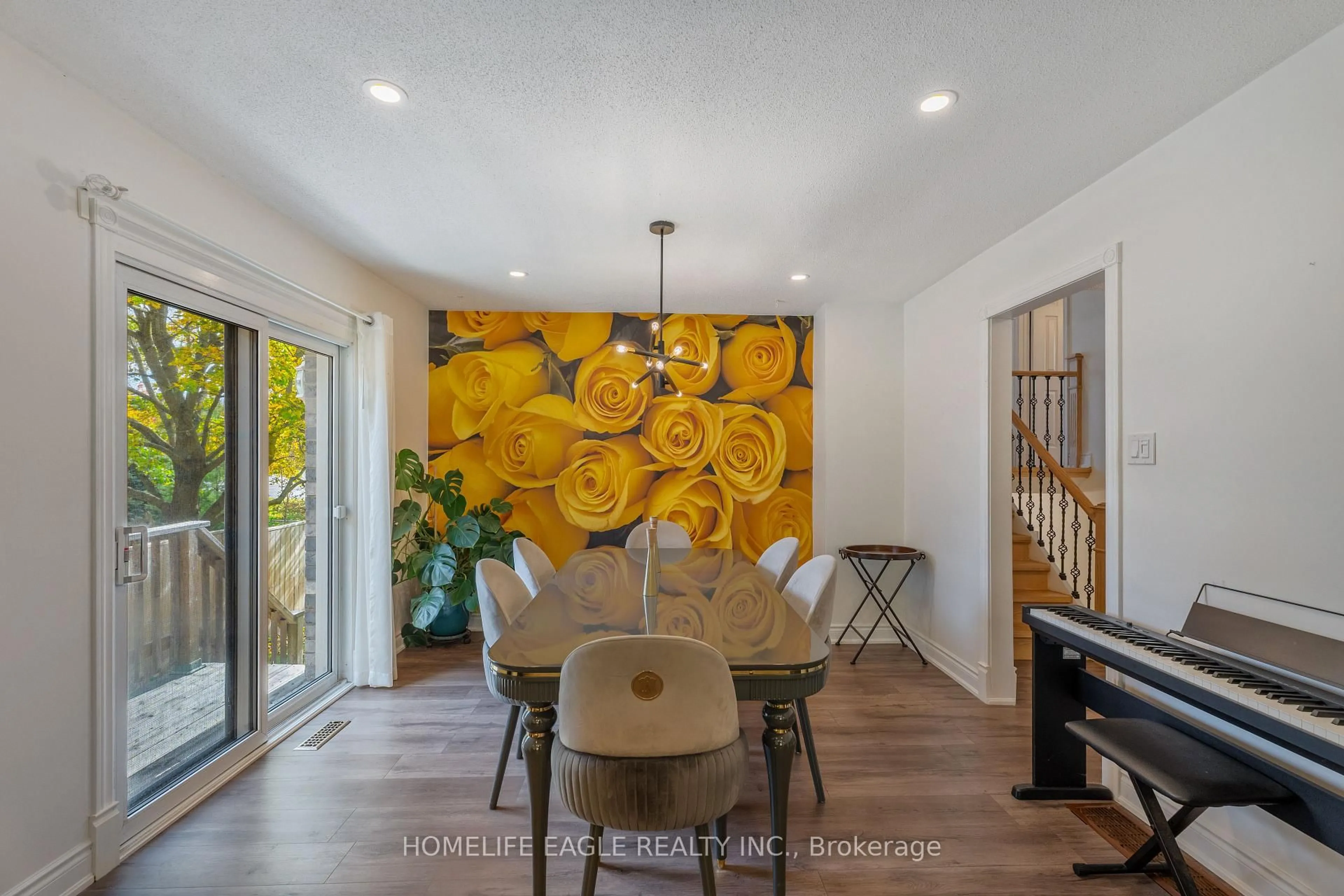 Dining room, unknown for 17 Beckett Ave, East Gwillimbury Ontario L9N 1E6