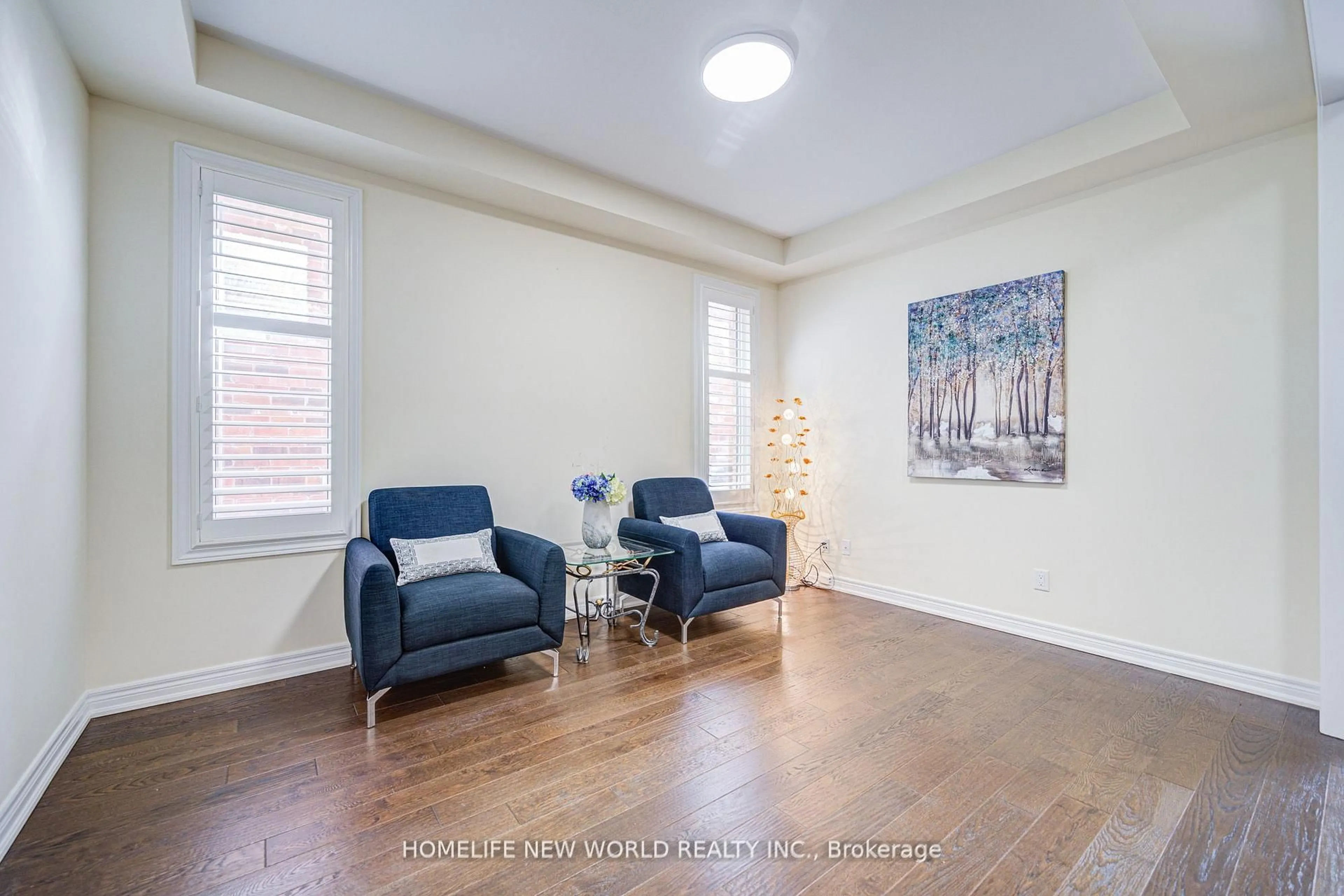 Living room with furniture, unknown for 88 Roth St, Aurora Ontario L4G 0W7