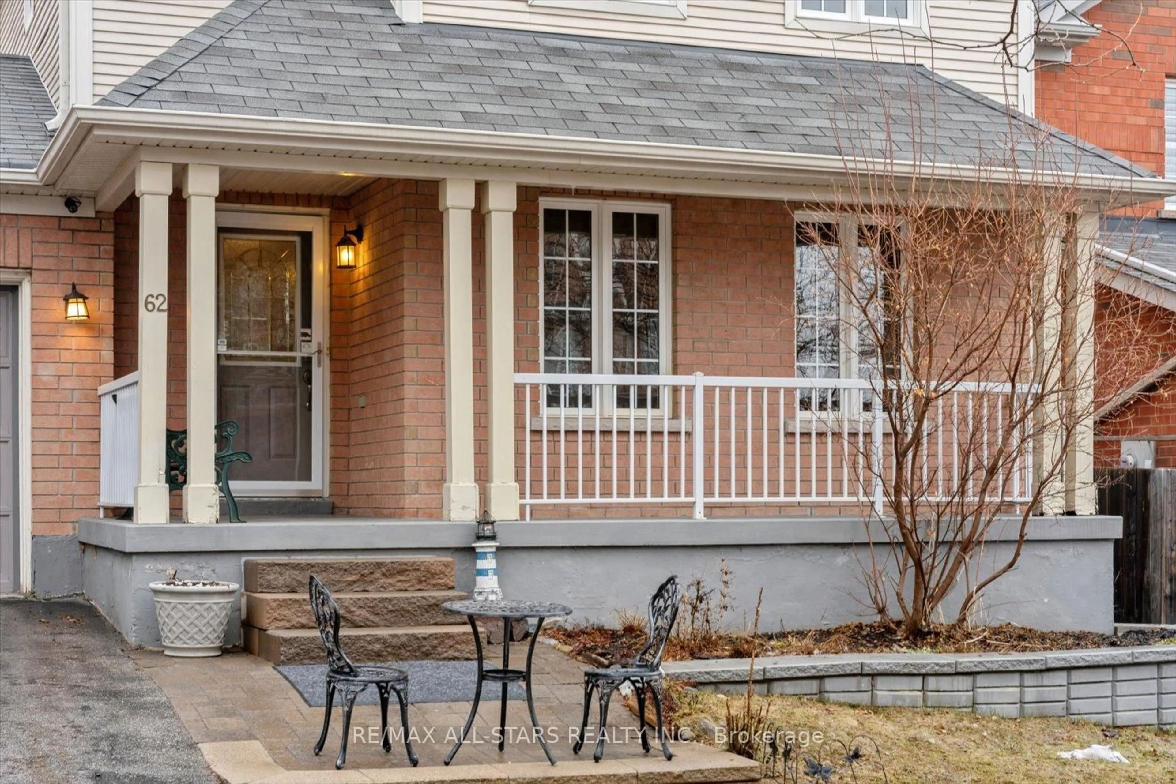 Unknown for 62 Reddenhurst Cres, Georgina Ontario L4P 4G2