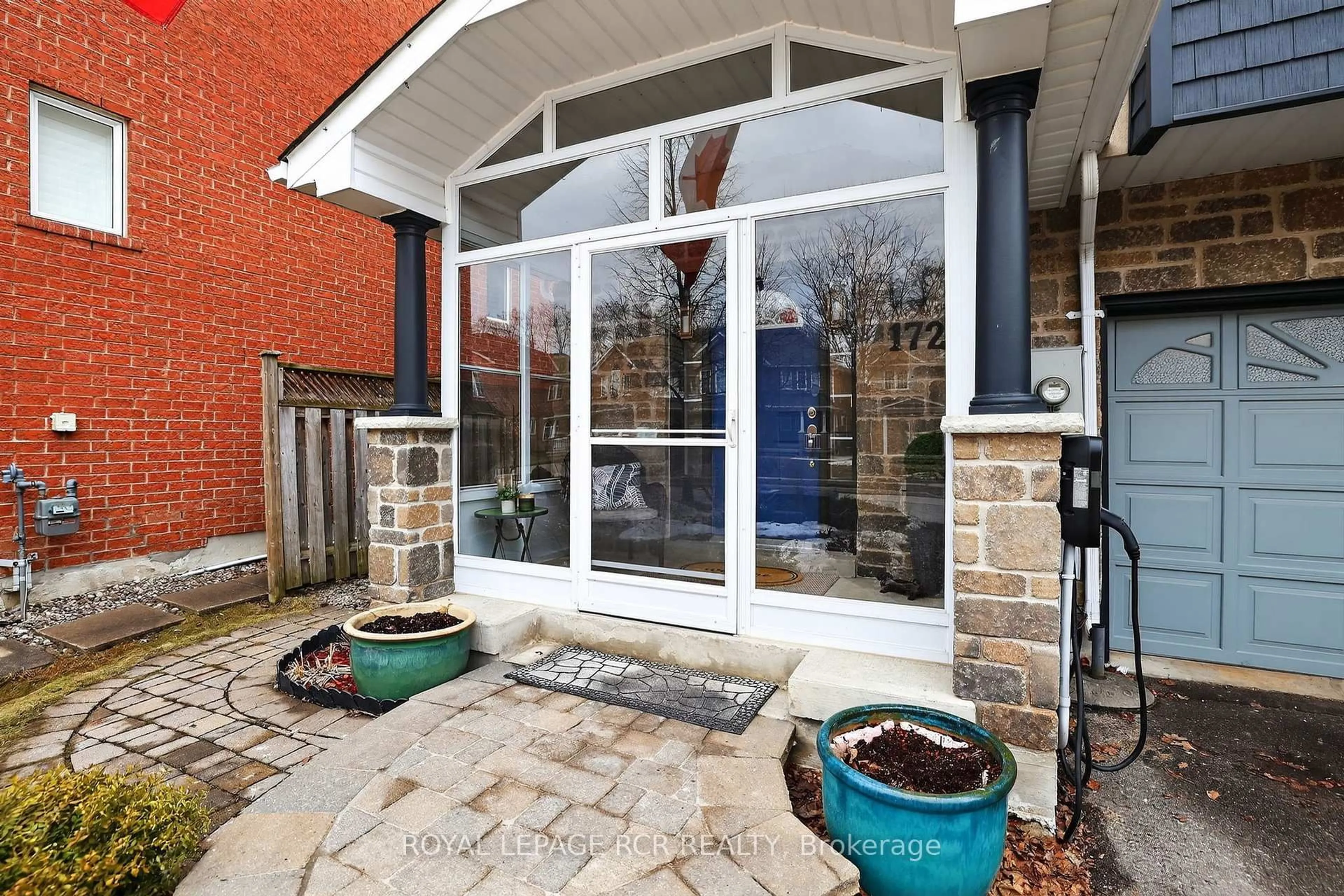 Unknown for 172 Matthew Boyd Cres, Newmarket Ontario L3X 3C7