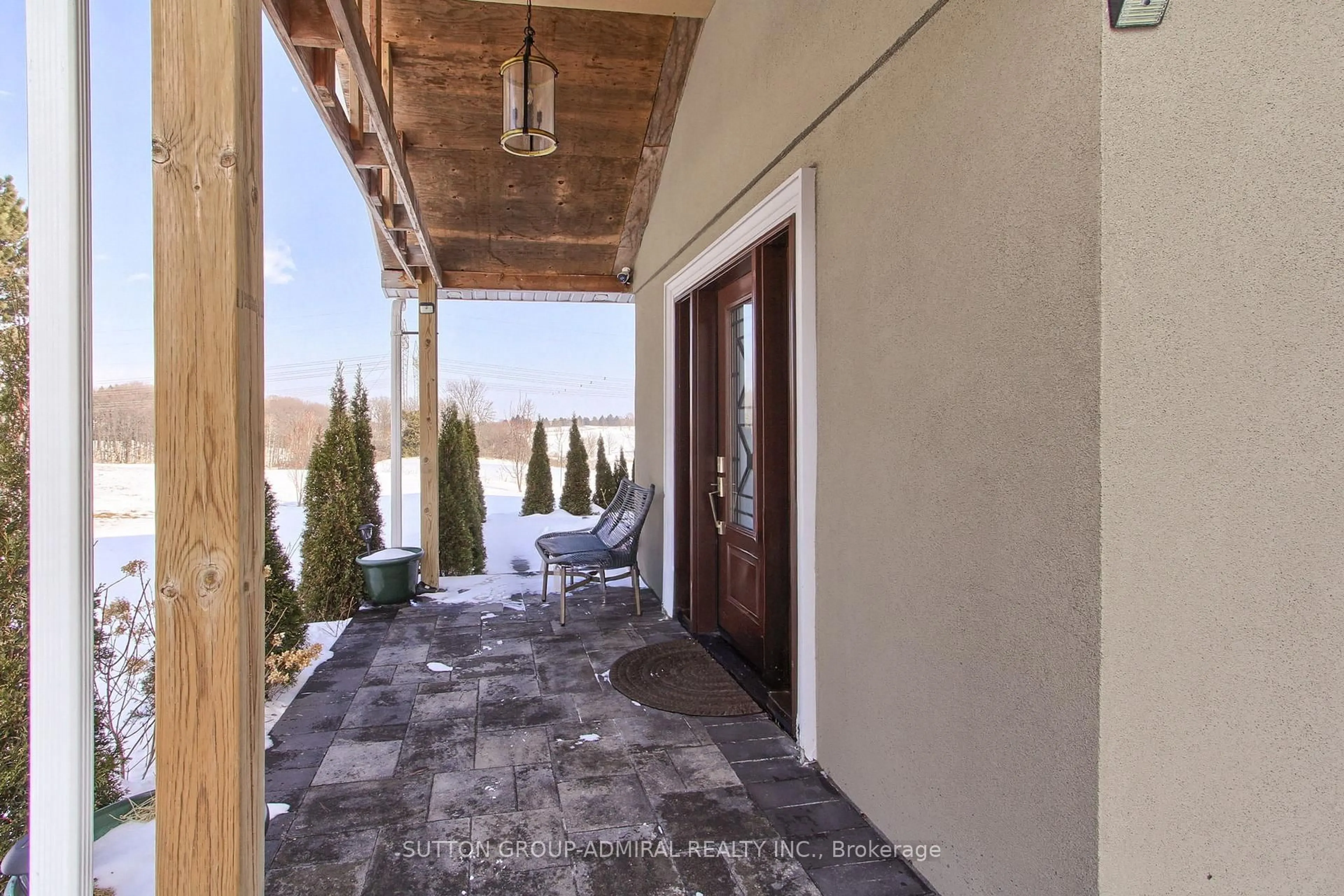 Unknown for 7205 19th Side Rd, King Ontario L0G 1T0