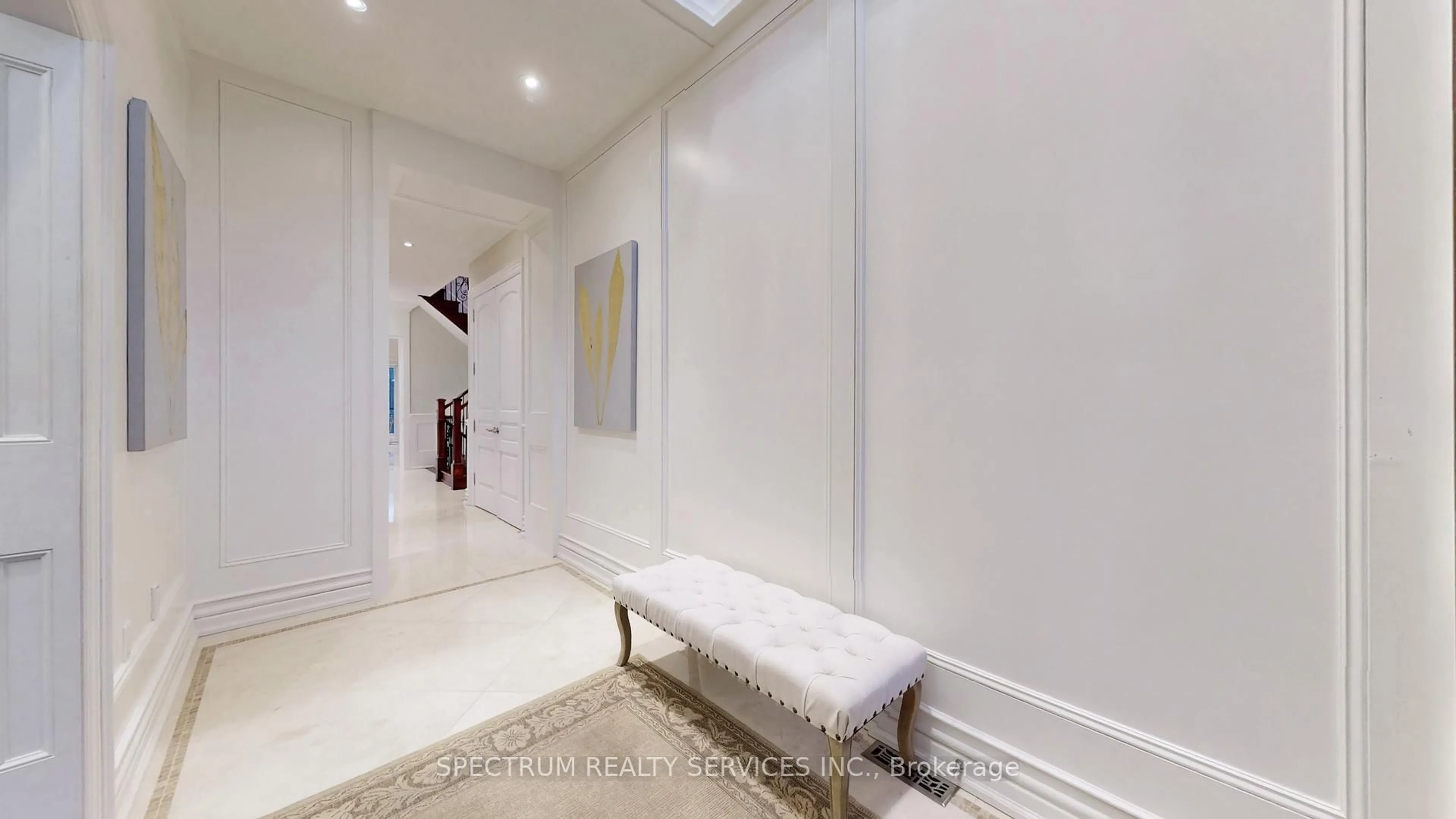 Indoor foyer for 223 Lennox Ave, Richmond Hill Ontario L4C 2A4