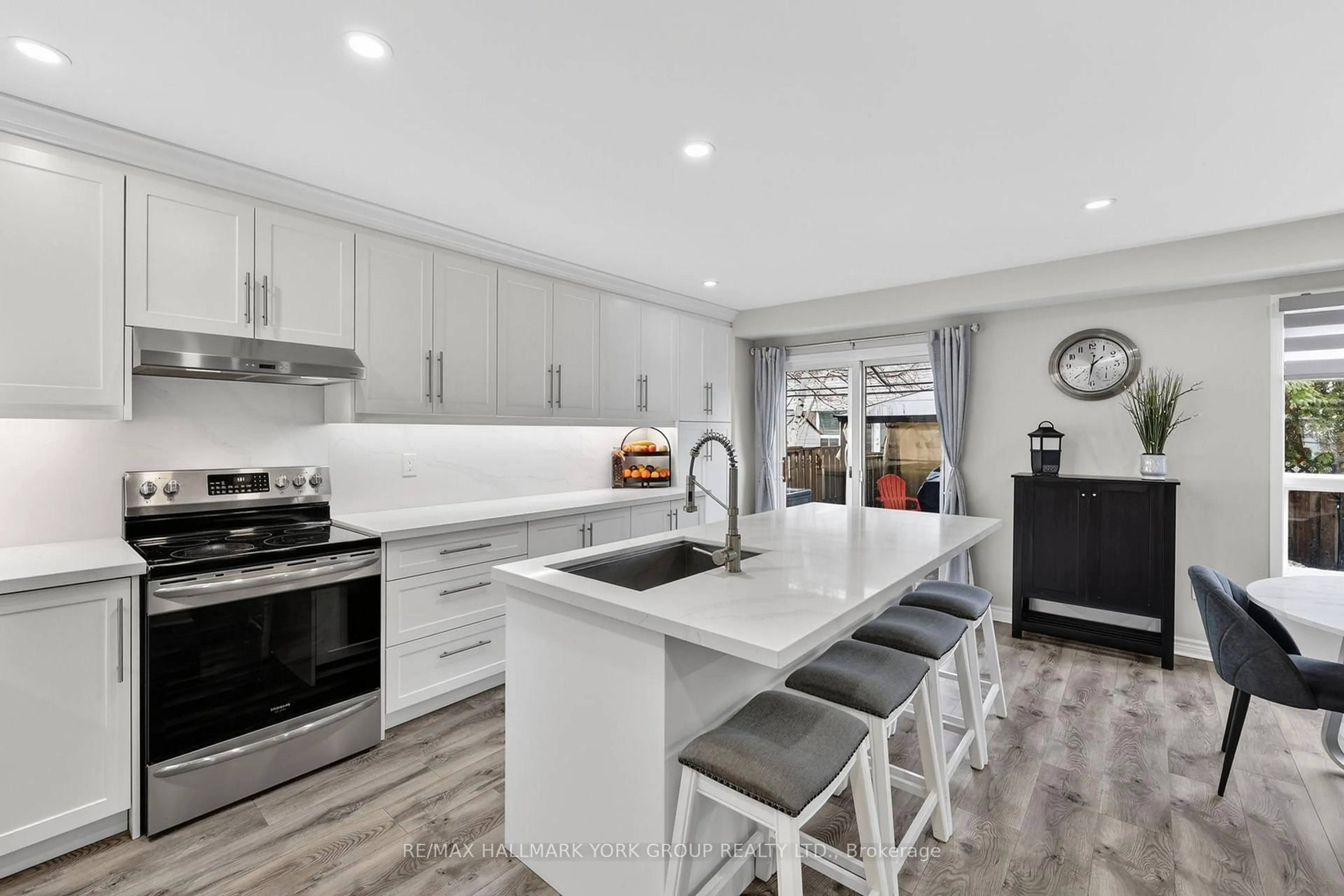 Open concept kitchen, unknown for 1166 Andrade Lane, Innisfil Ontario L9S 4X6