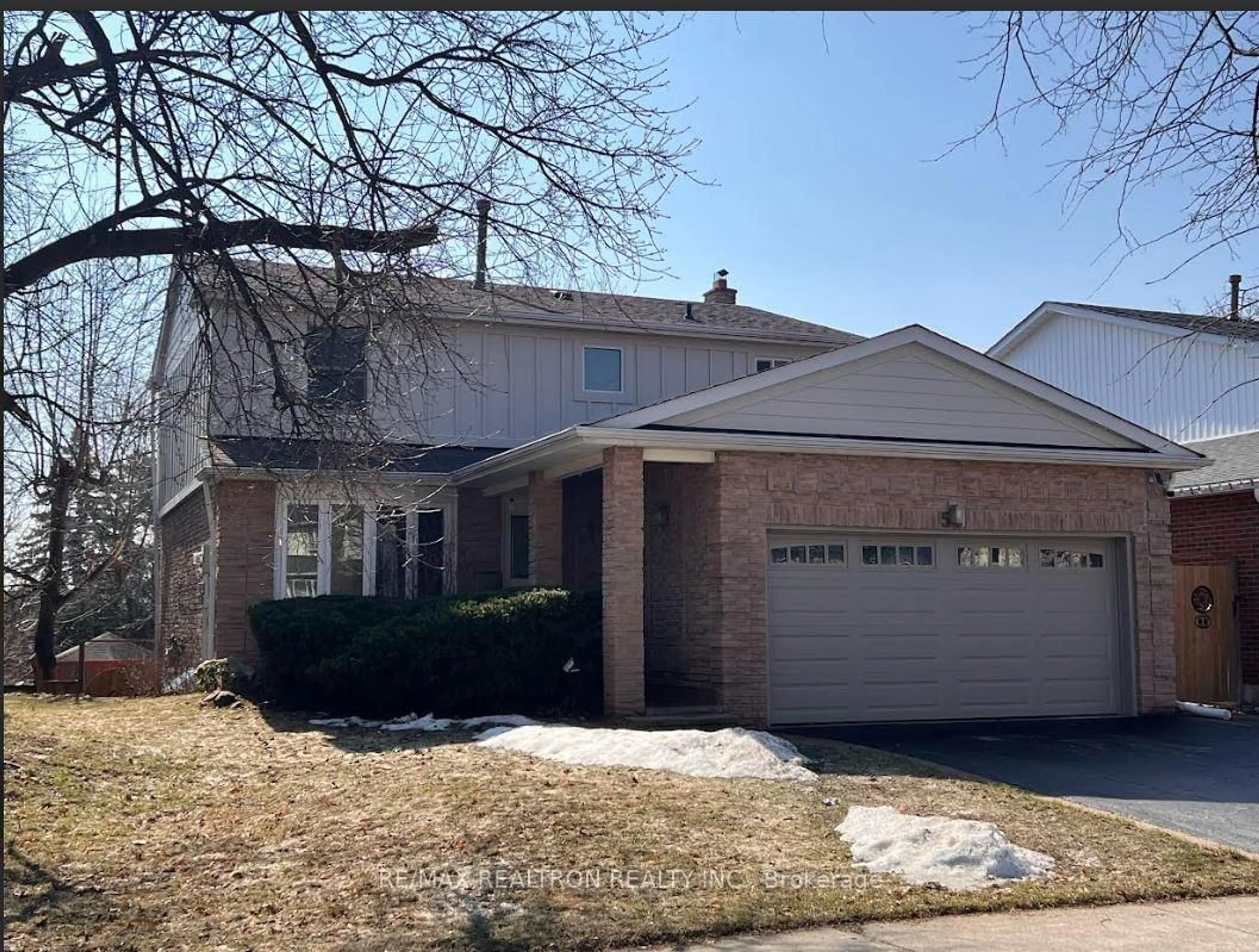 Home with brick exterior material, street for 53 Braeburn Dr, Markham Ontario L3T 4W7