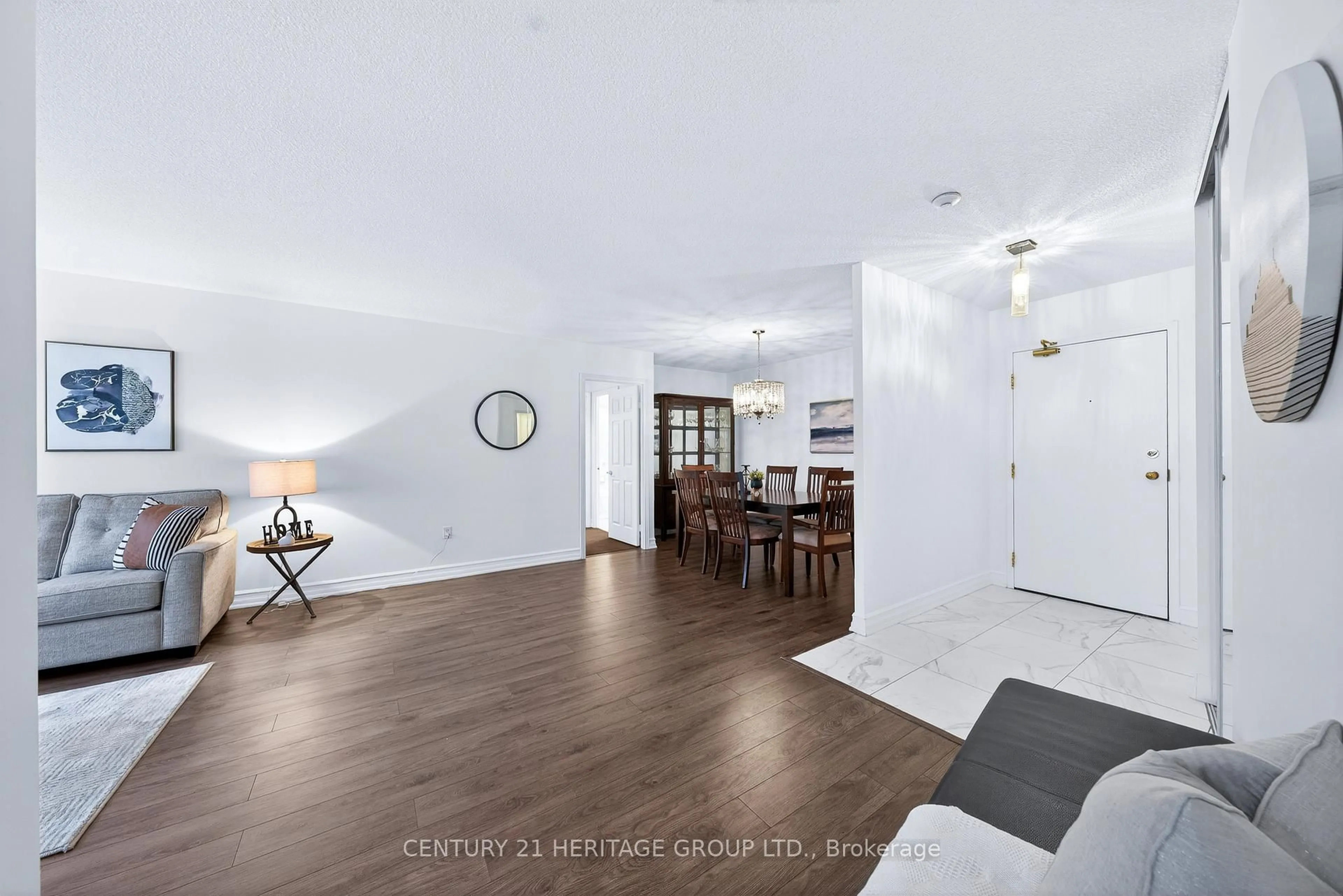 Unknown for 270 Davis Dr #701, Newmarket Ontario L3Y 8K2