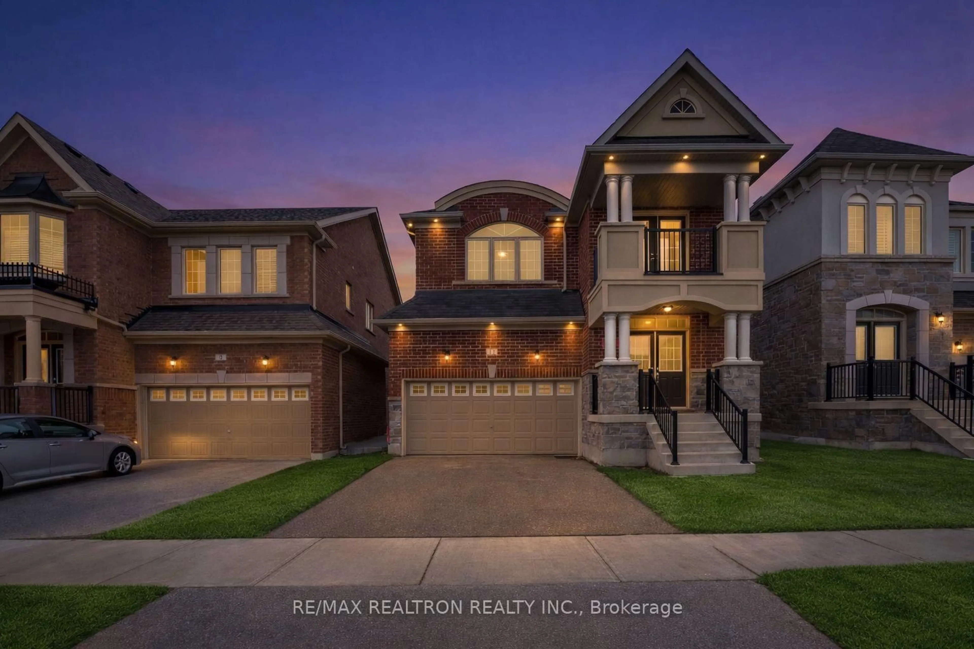 Home with brick exterior material, street for 10 Neilly Terr, Bradford West Gwillimbury Ontario L3Z 4K9