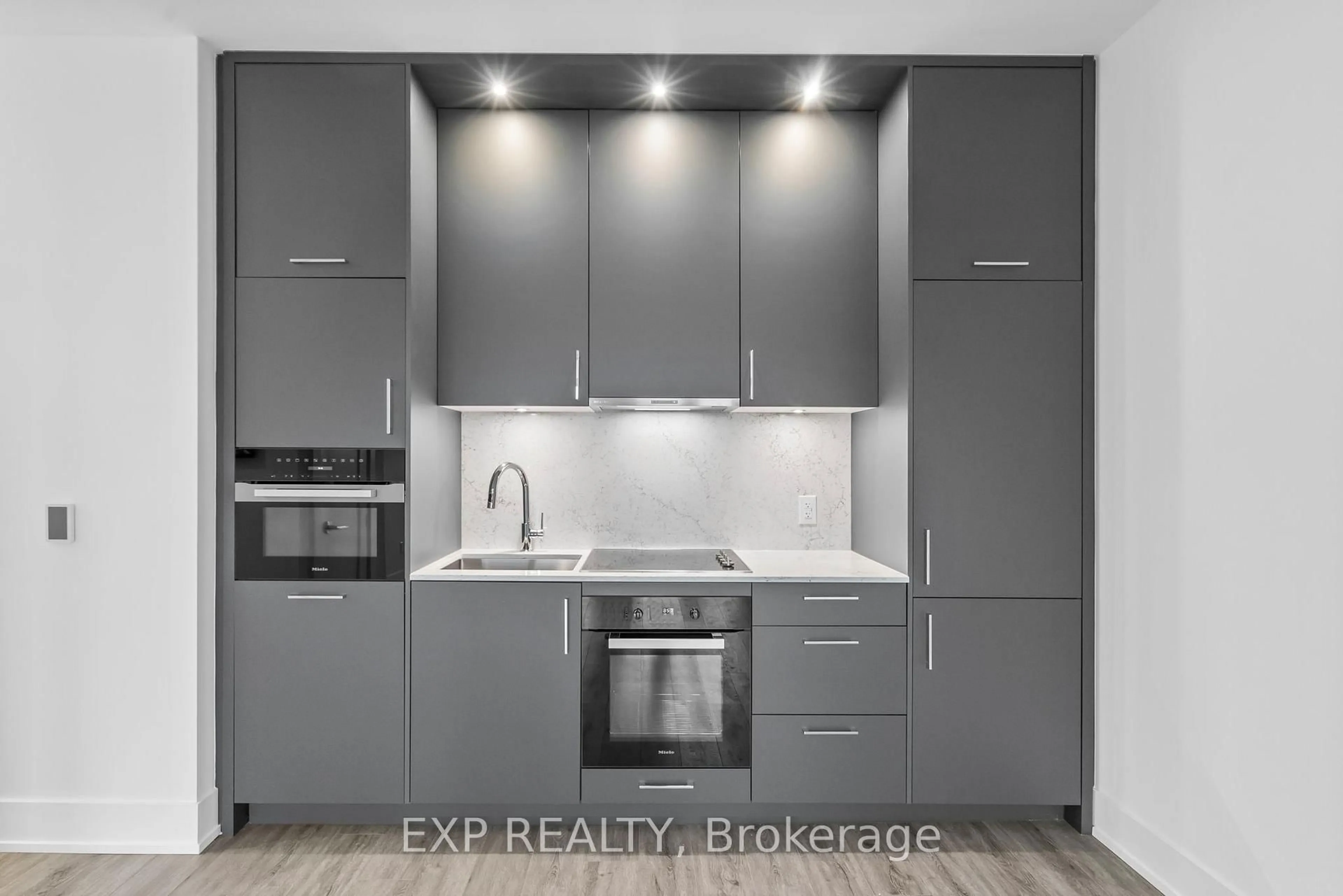 Standard kitchen, unknown for 399 Royal Orchard Blvd #623, Markham Ontario L3T 0H3