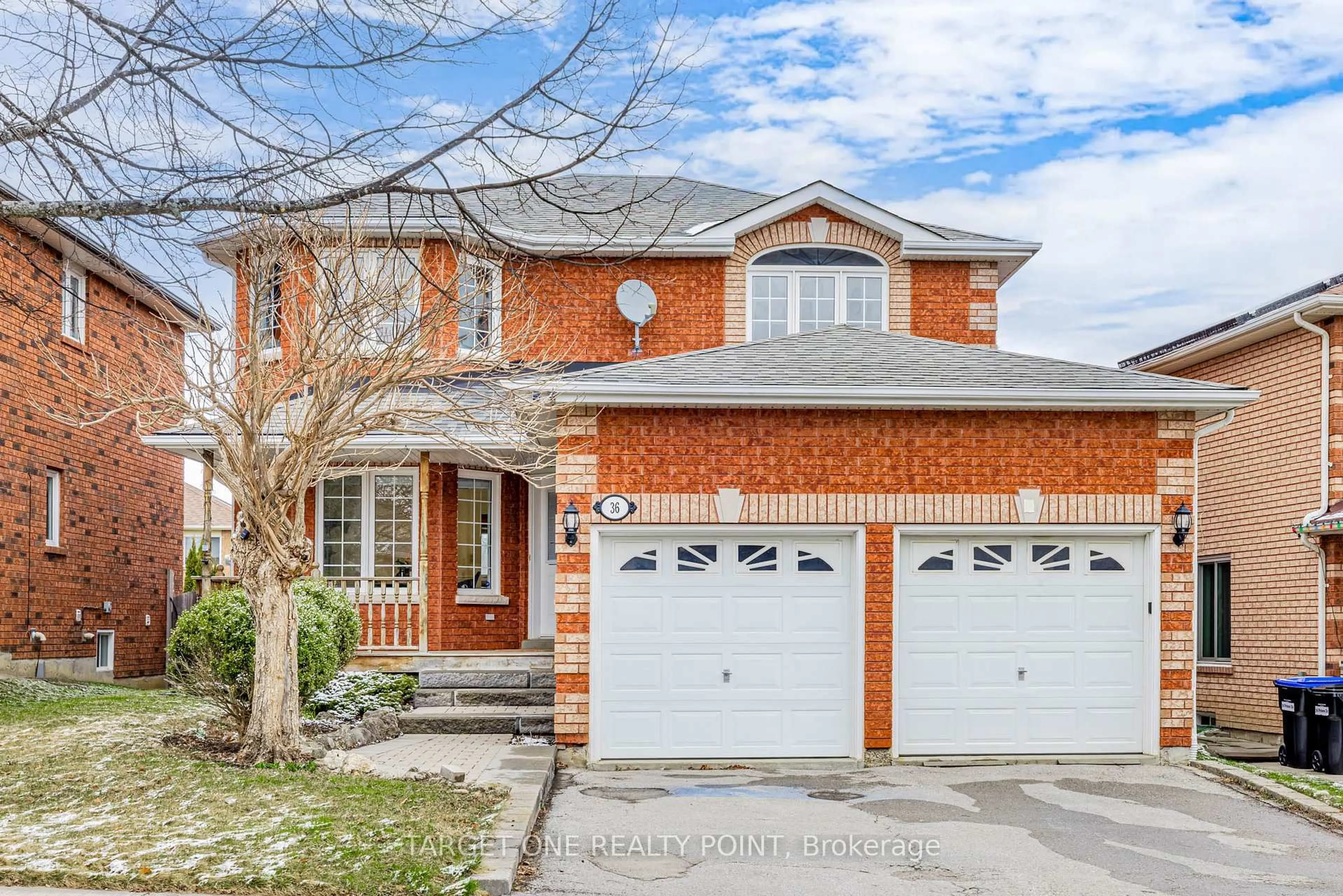 Home with brick exterior material, street for 36 Prince Dr, Bradford West Gwillimbury Ontario L3Z 3B7