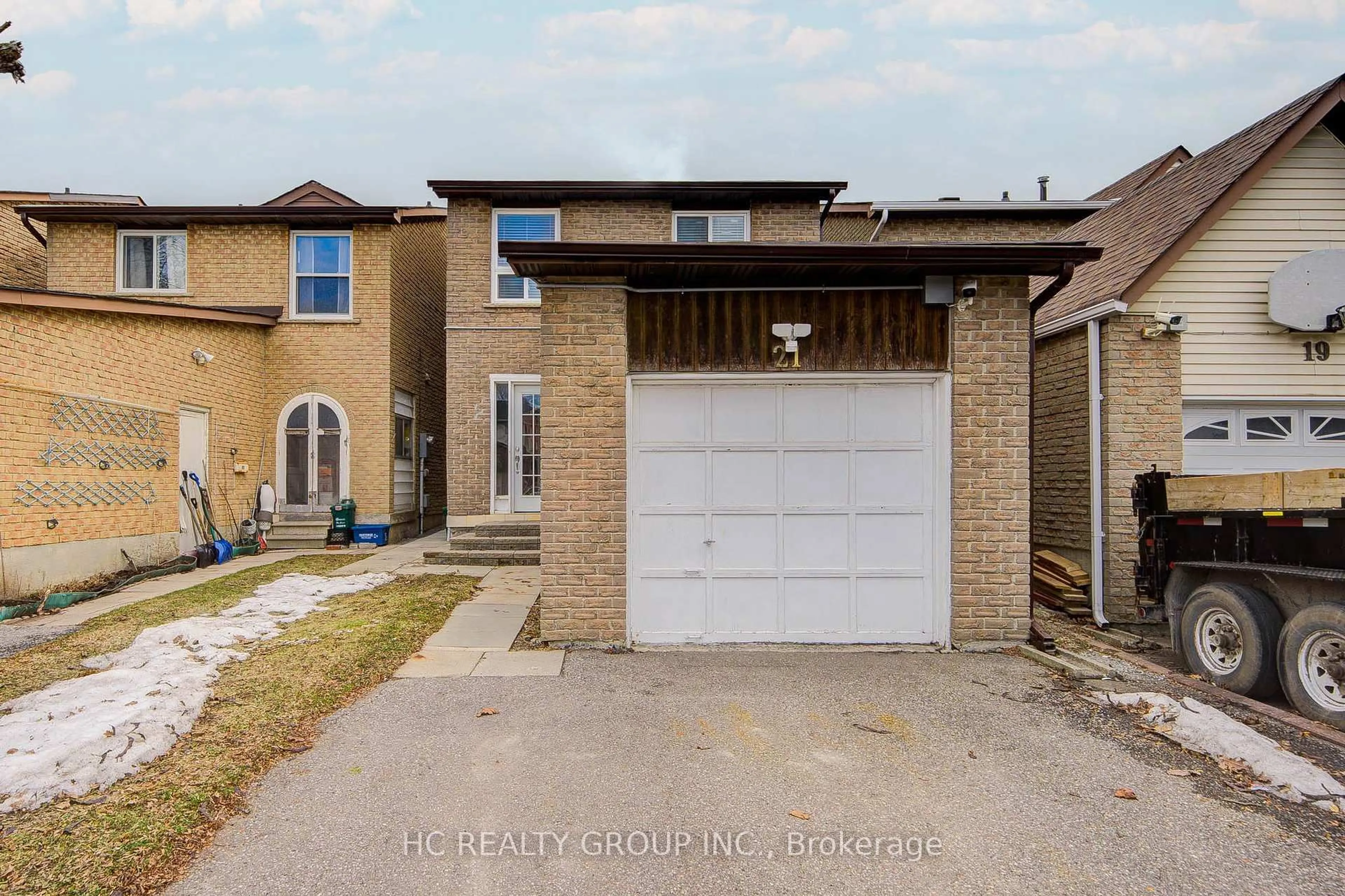 Home with brick exterior material, street for 21 Appleby Cres, Markham Ontario L3R 4K9